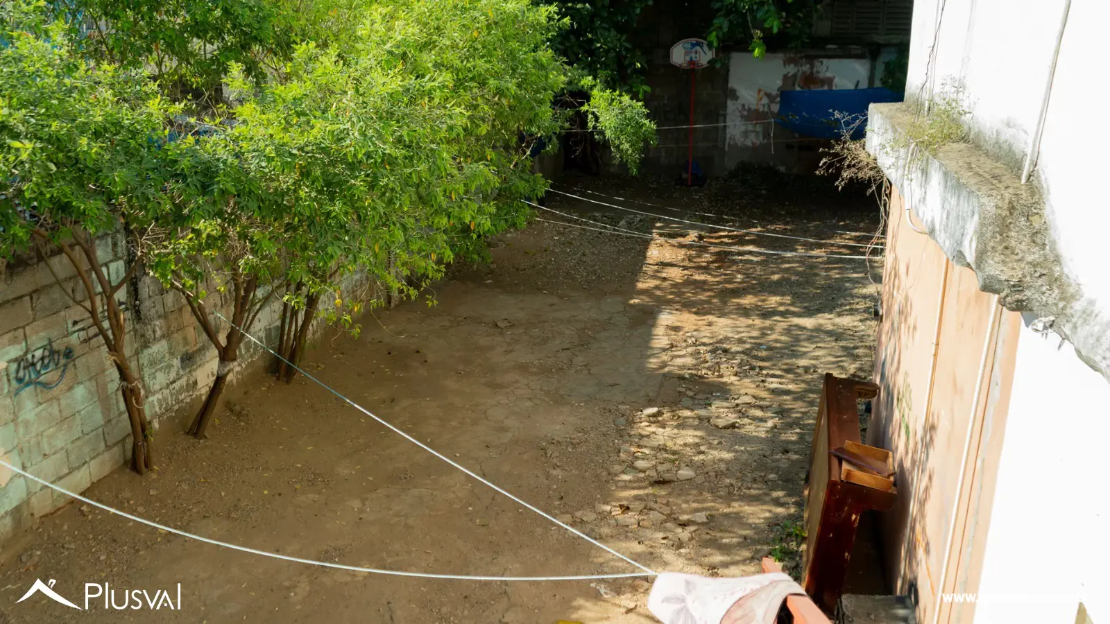 Casa solar en venta con 3 viviendas construidas en Villa Agrícolas 492880