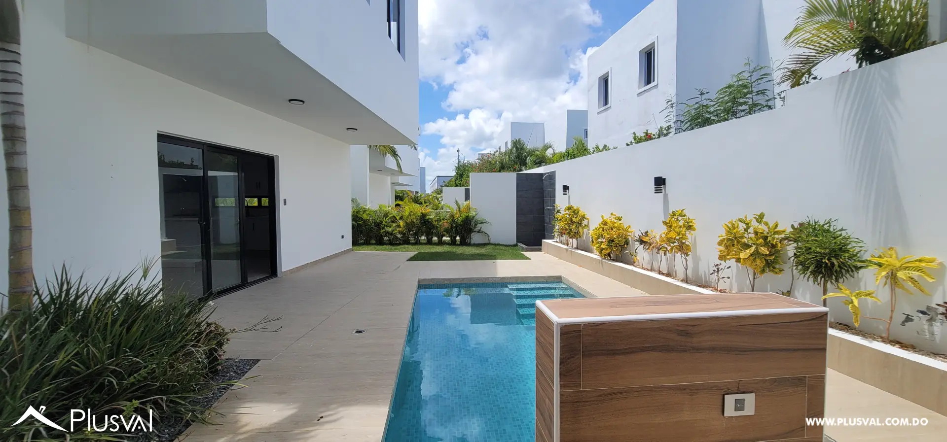 LOS PINOS VILLAGE III 528905