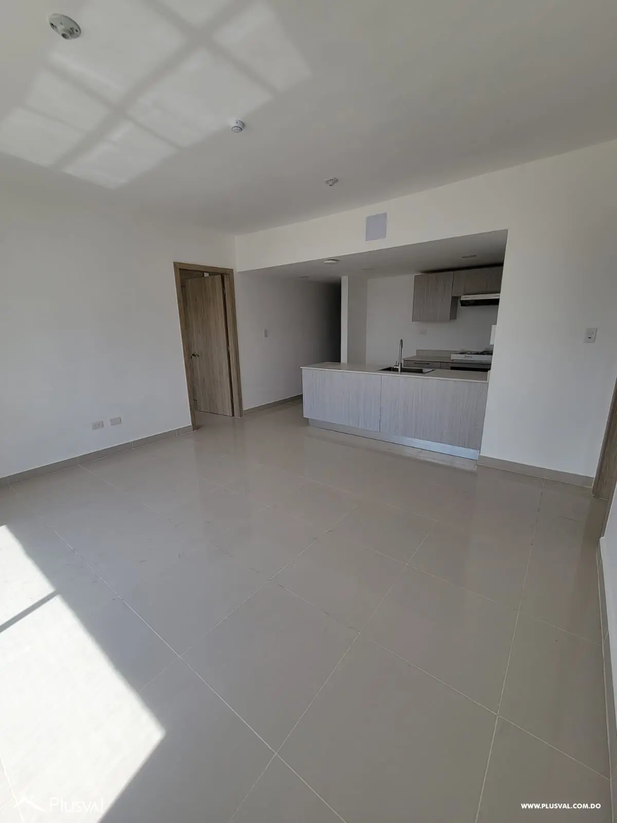 Apartamento de 3er nivel en Santiago: Exclusividad, elegancia y amplios espacios 462783