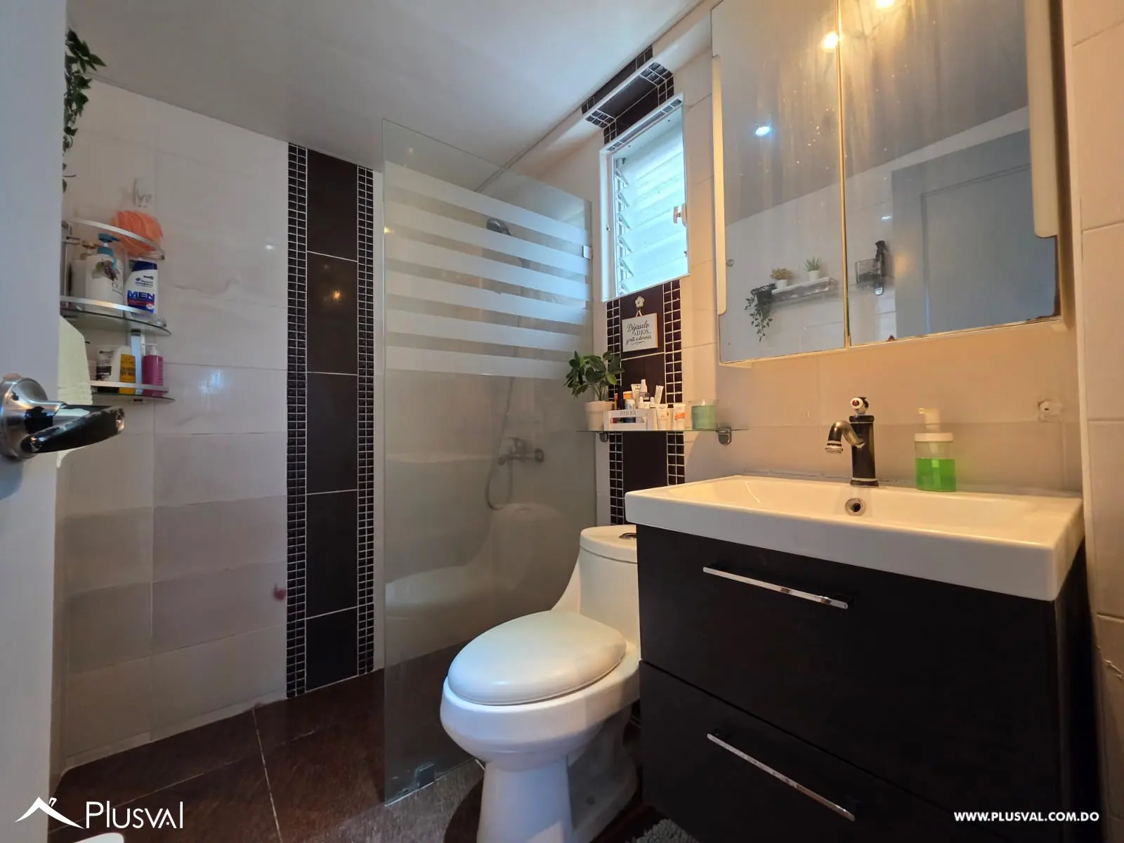 Avenida Independencia Costa Verde | 3 Habitaciones | 2.5 Baños | 2 Parqueos, 2do nivel 511472