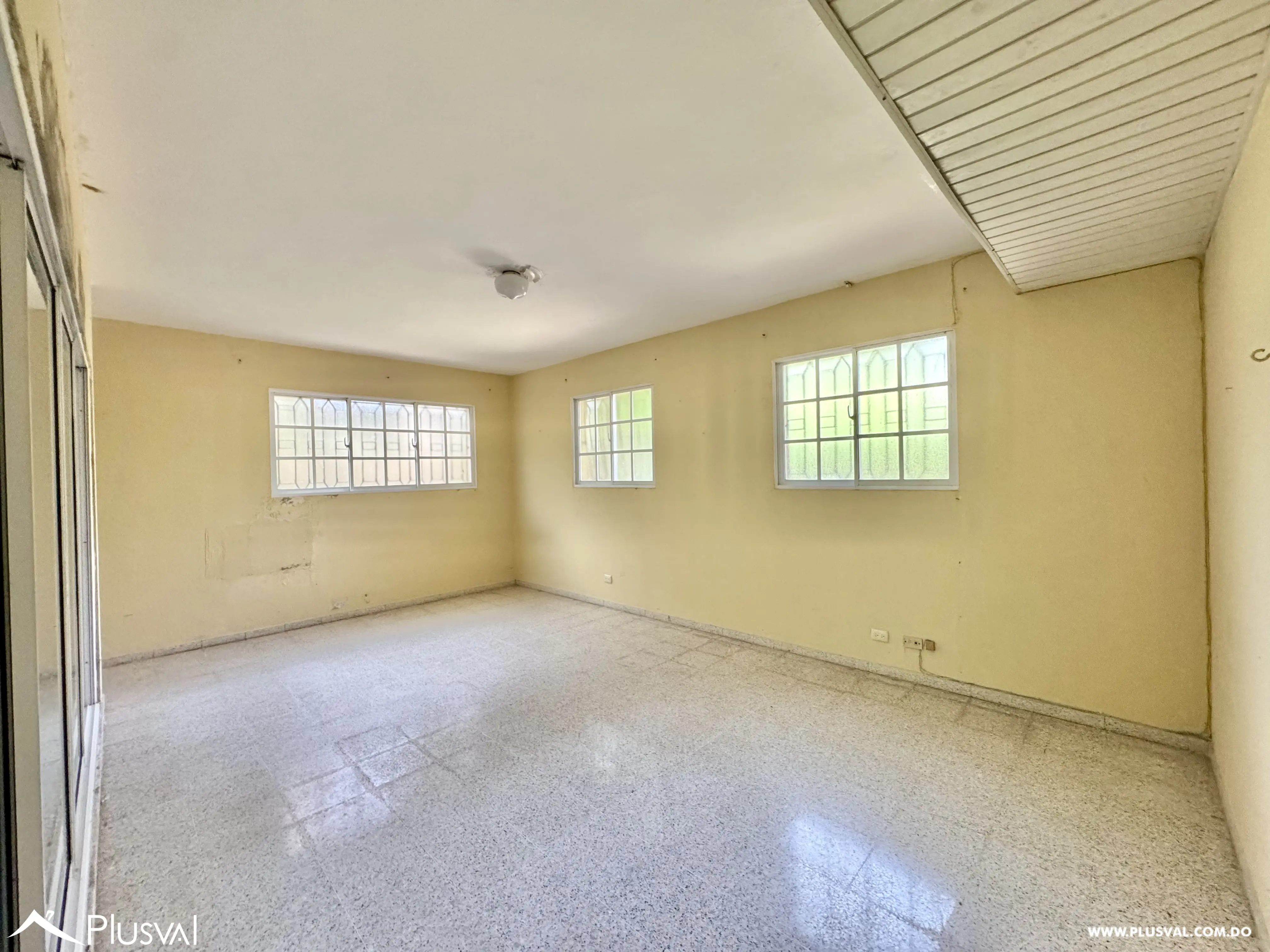 Vendo Maravillosa Casa de 2 Niveles en Los Cacicazgos 519155
