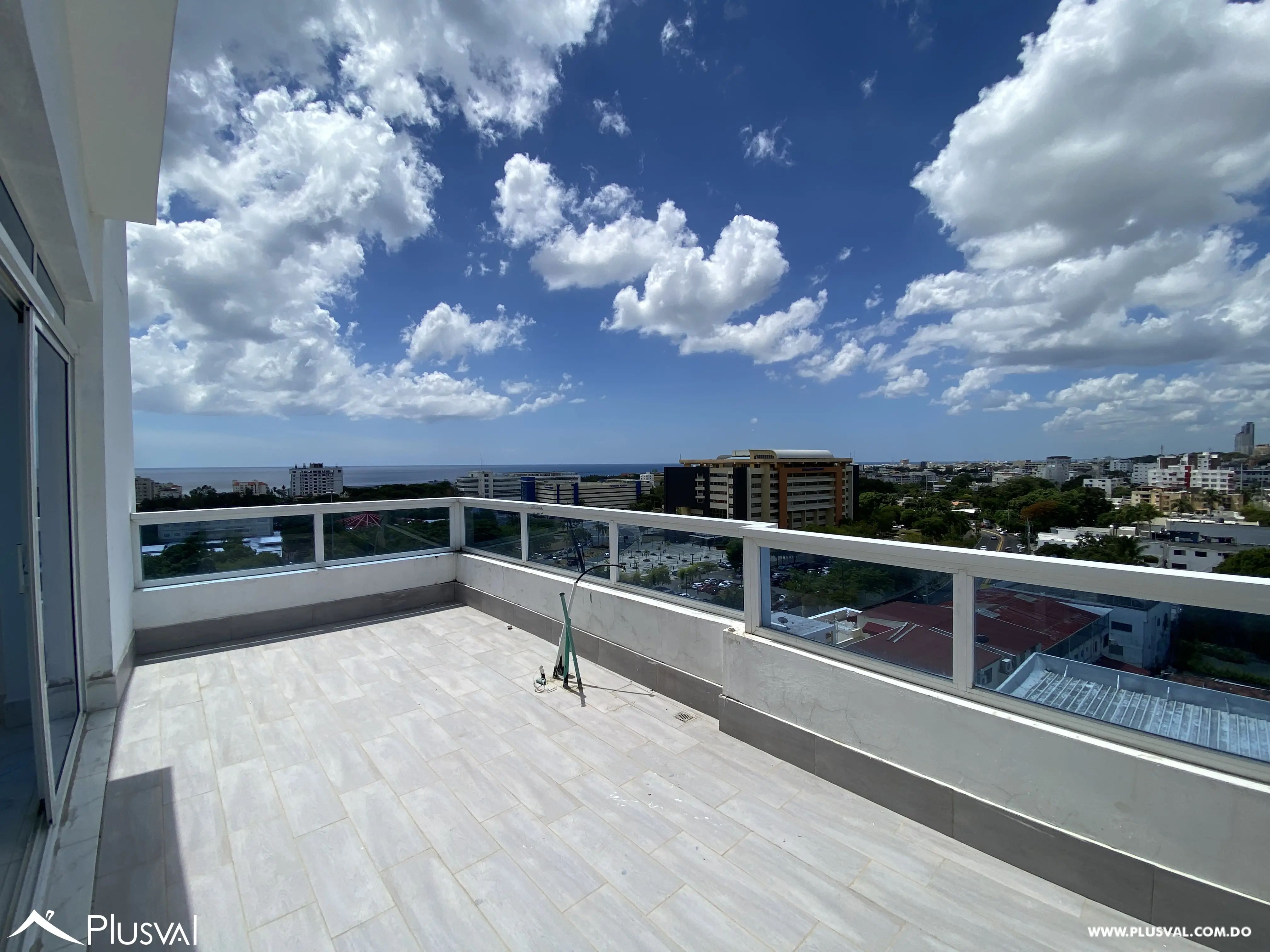 Apartamento Moderno en Zona Universitaria. 461604