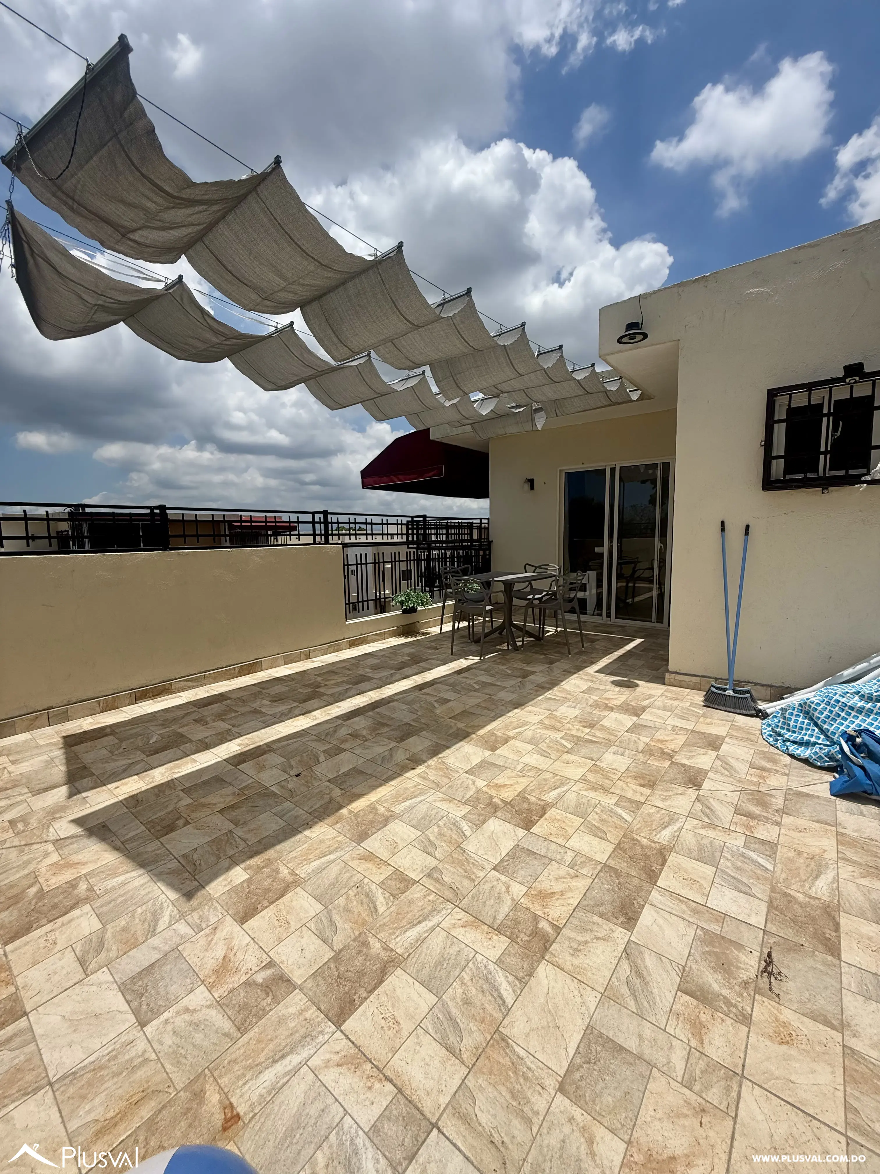 Excelente Apartamento de dos niveles 465312