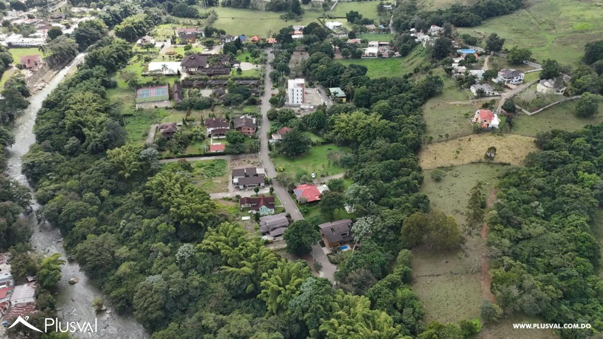 Exclusivo Solar Dentro del Club Más Prestigioso de Jarabacoa 484535