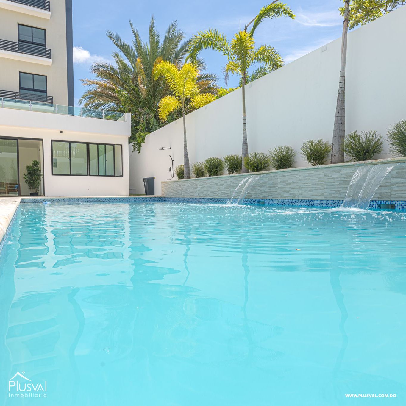Exclusivo Apartamento Amueblado de 3 Habitaciones 244991