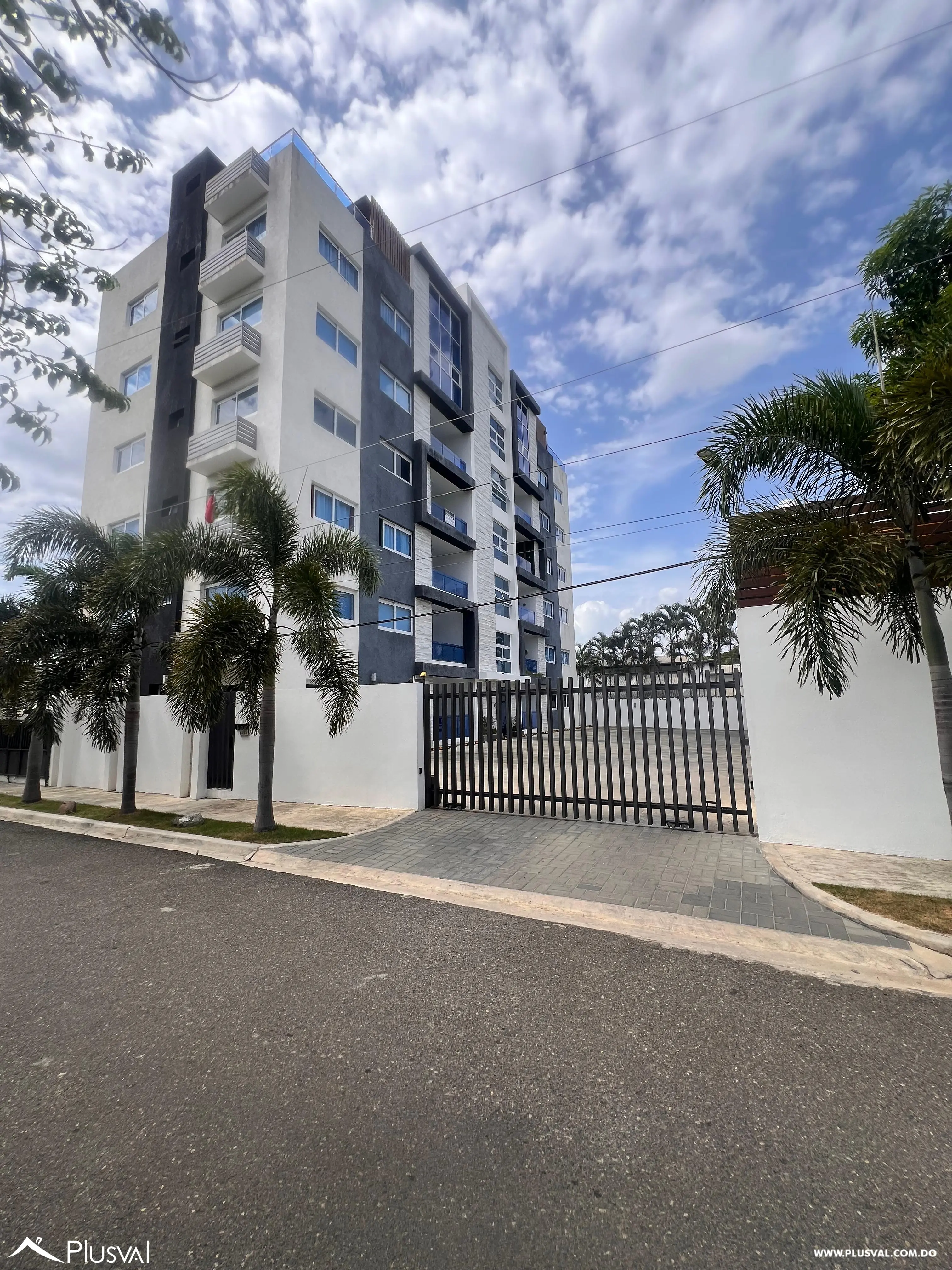 Apartamento tipo Pent-house en venta en la Urbanización Thomen con vistas impresionantes 522763