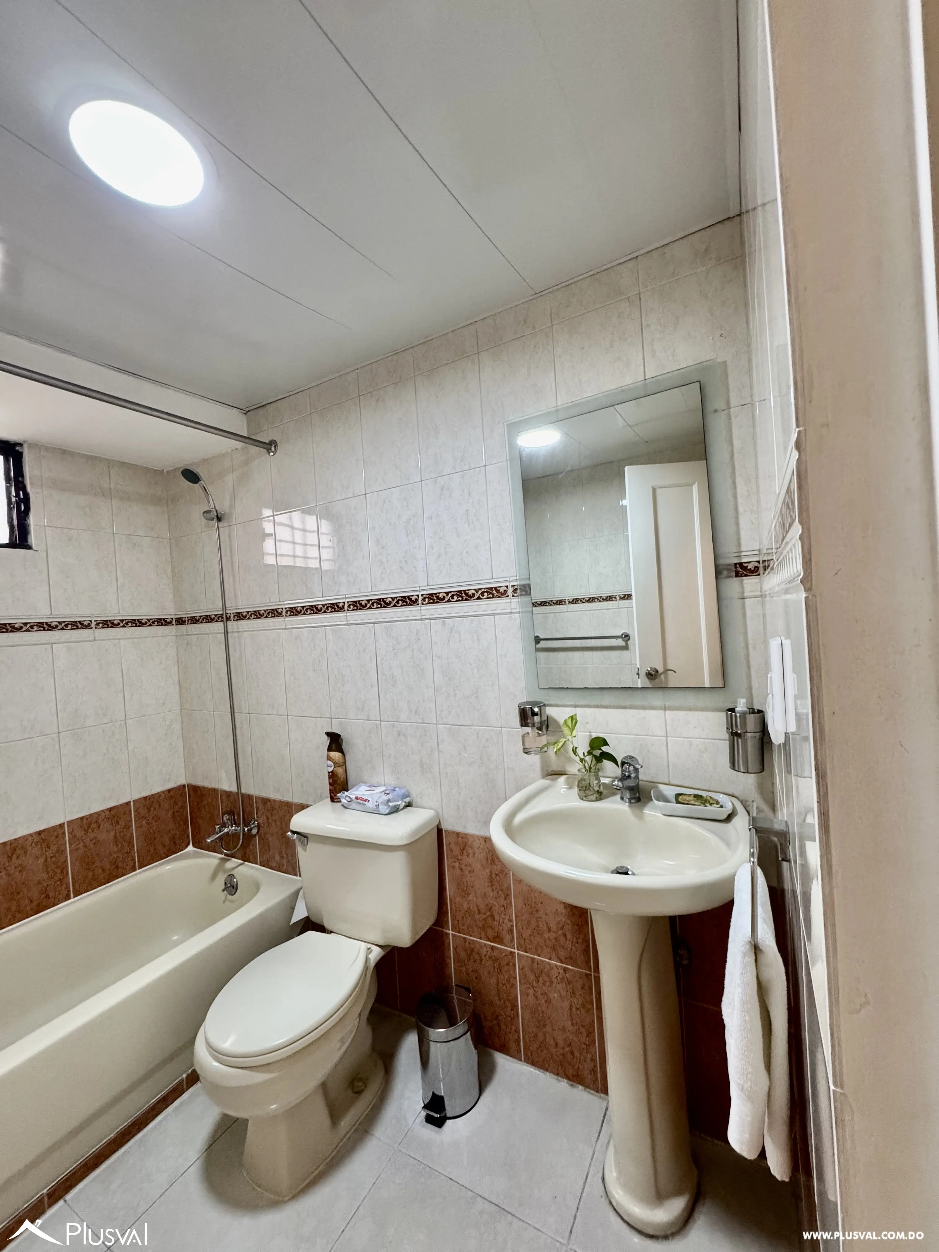 Alquilo Excelente Apto en el Corazon de Naco 482719