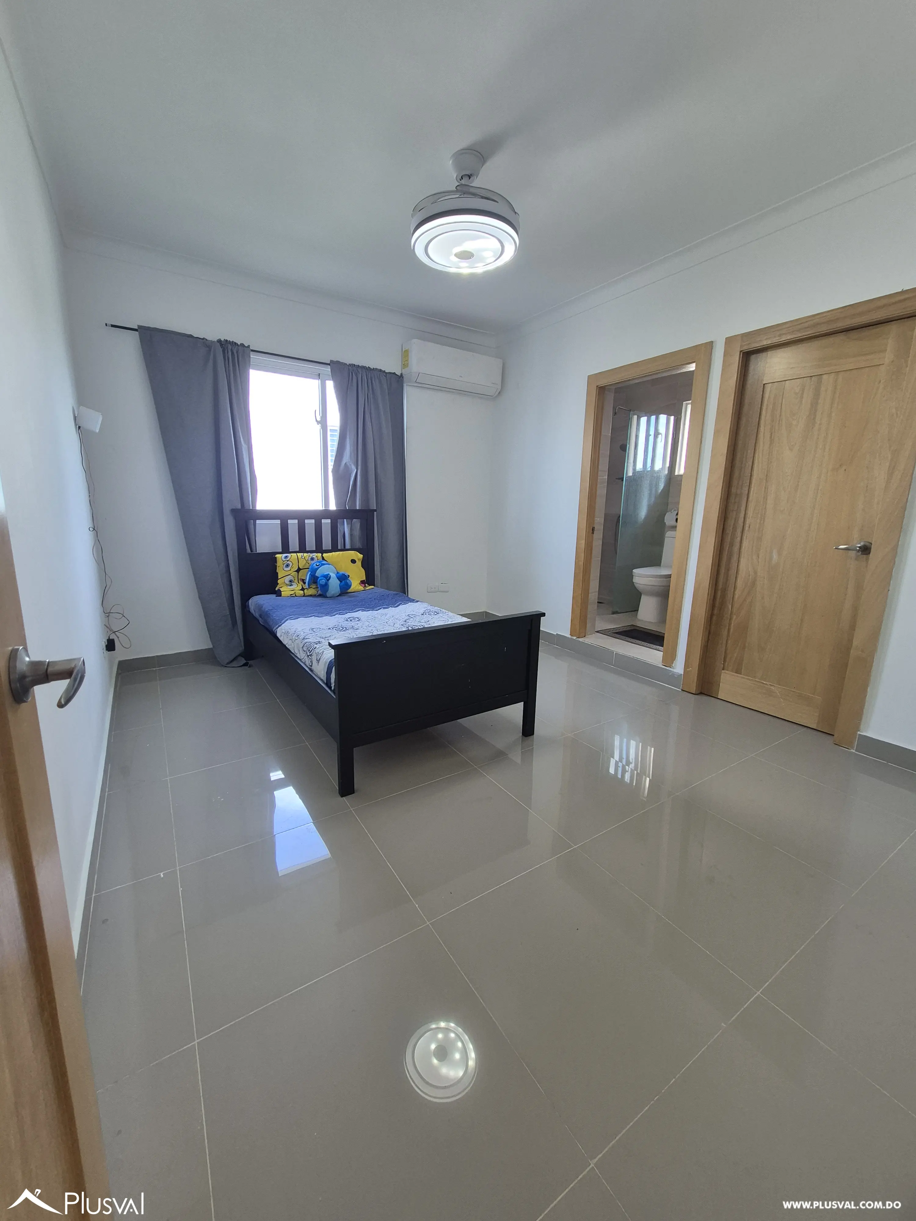 ESPACIOSA CASA EN VENTA EN REPUBLICA COLOMBIA EN RESIDENCIAL CERRADO 460260