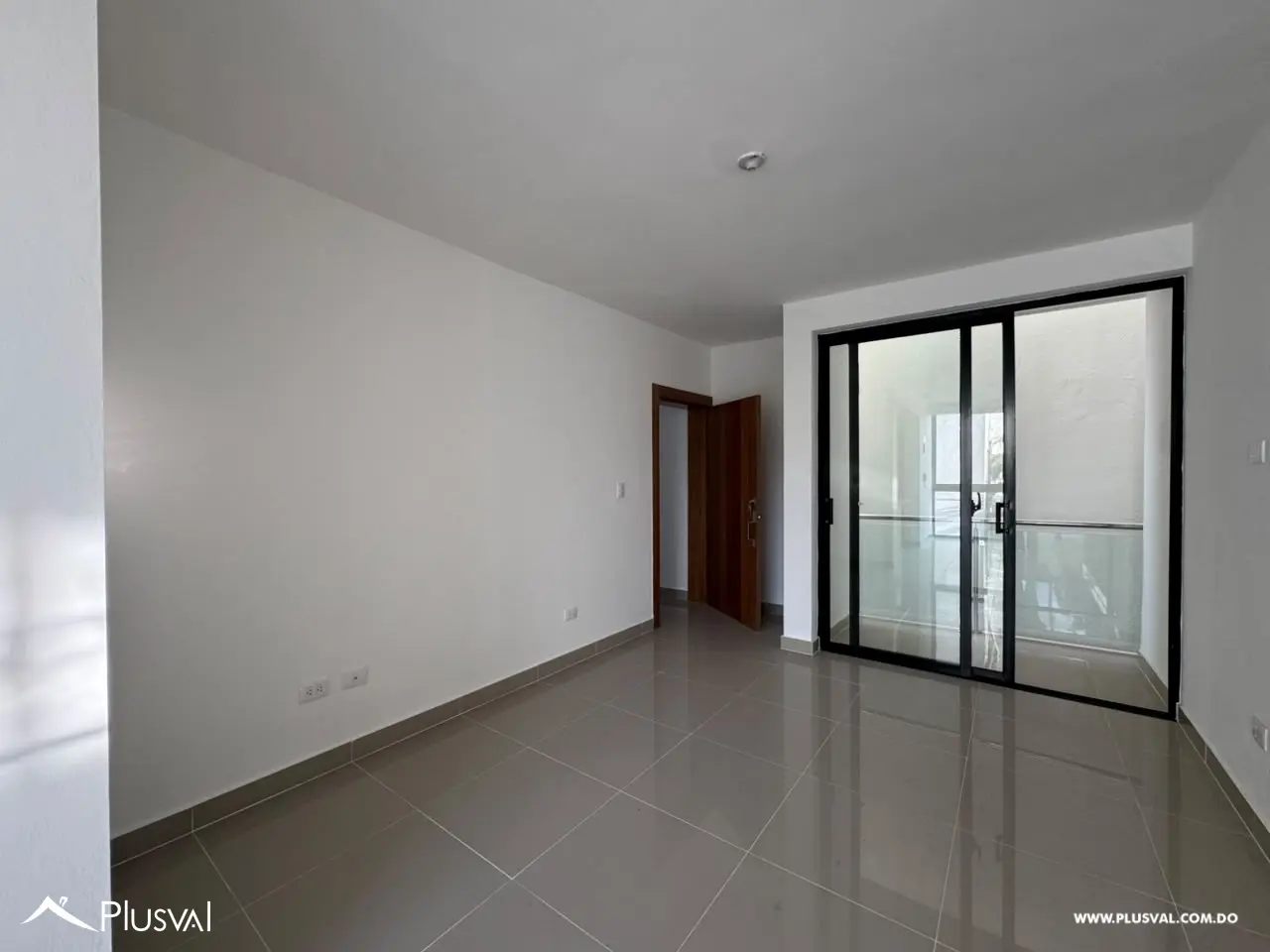 Modernos Apartamentos en venta de 3 habitaciones y 2 baños 533552