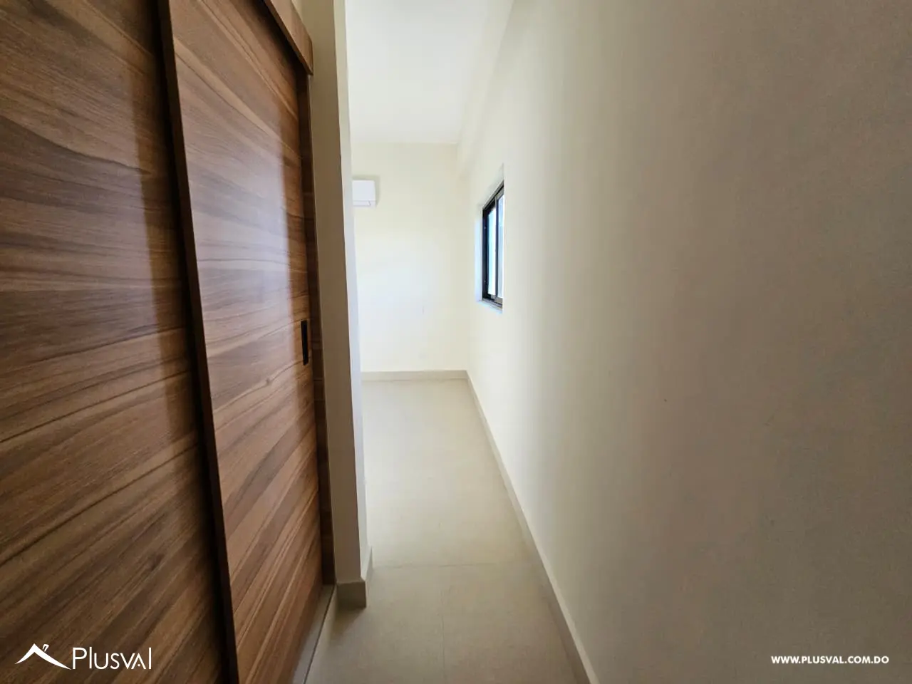 Casa en renta con piscina, terraza y jardín privado, amplios espacios y concepto abierto 477967