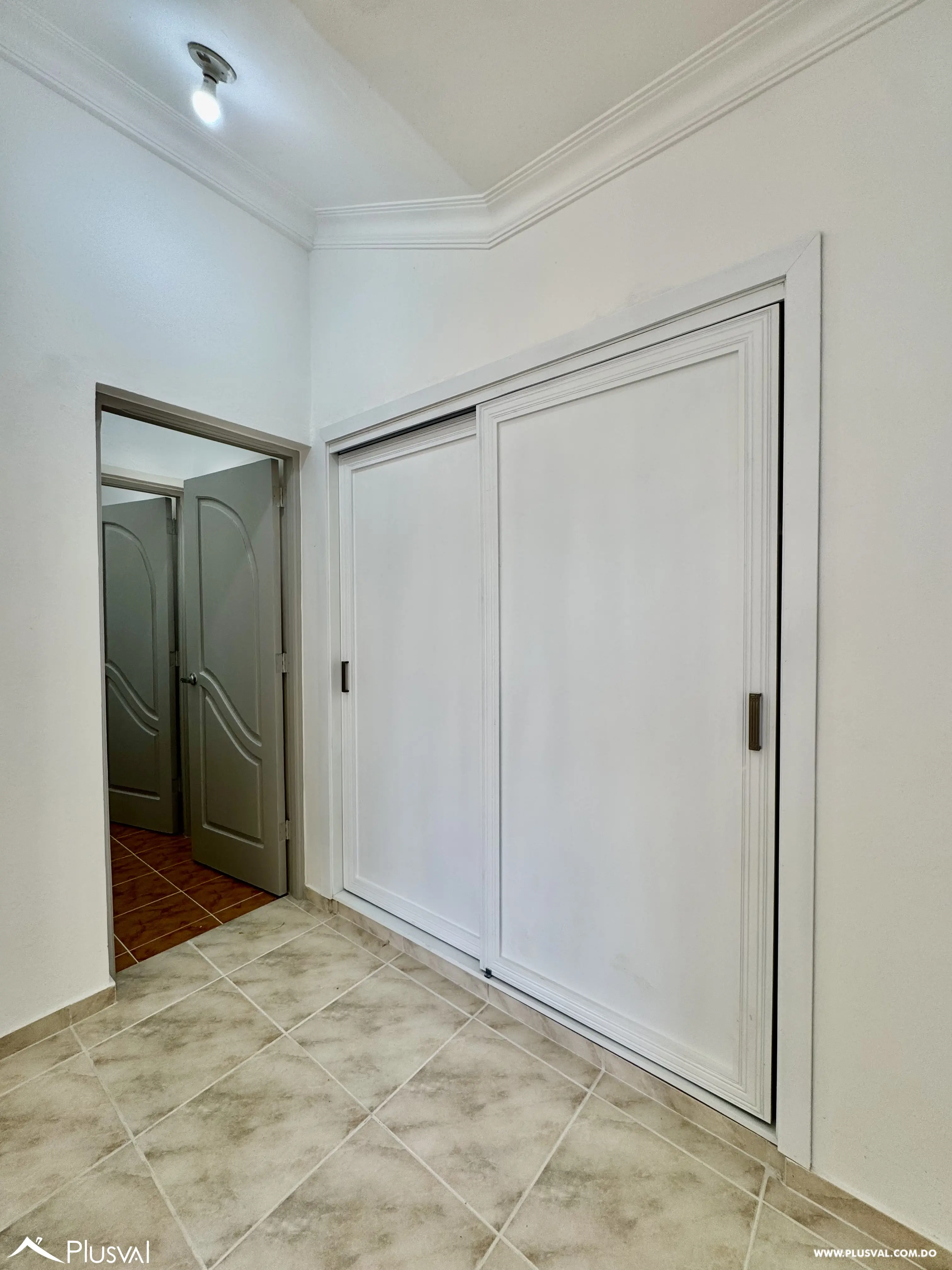 Alquilo Maravillosa Casa en Residencial Cerrado en Cuesta Hermosa II 486406