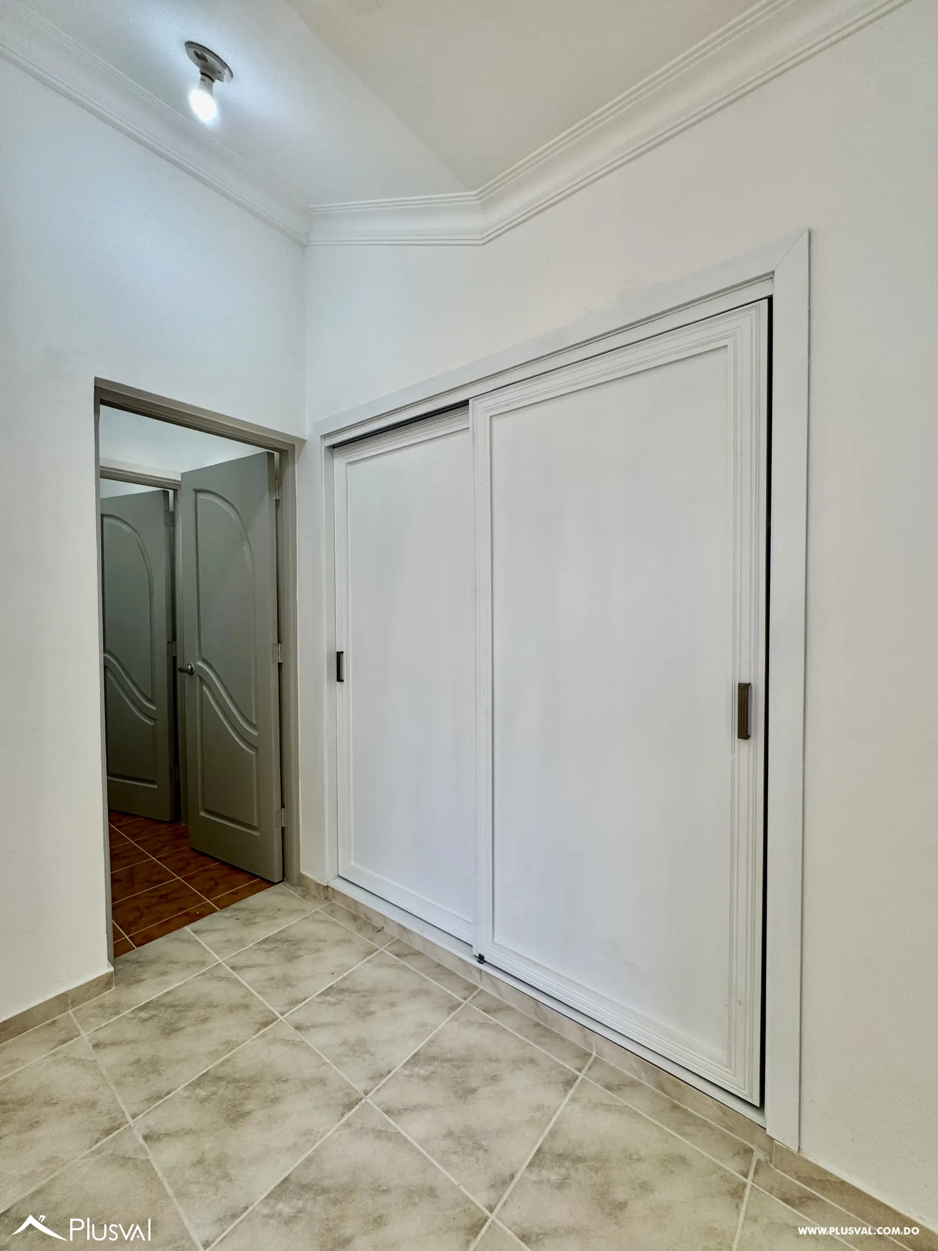 Alquilo Maravillosa Casa en Residencial Cerrado en Cuesta Hermosa II 486406