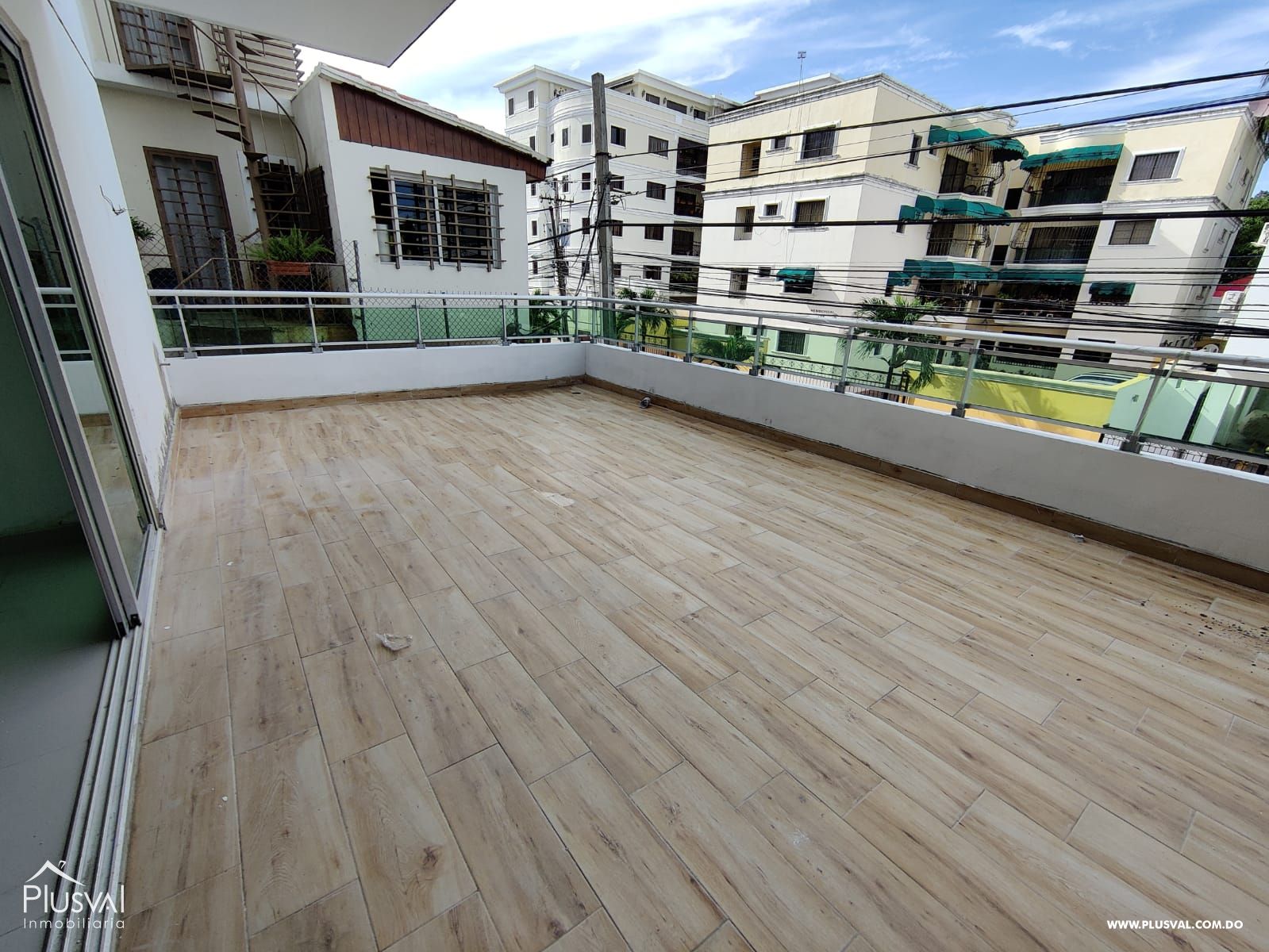 Apartamento en Alquiler con Terraza Privada en El Millón 214138