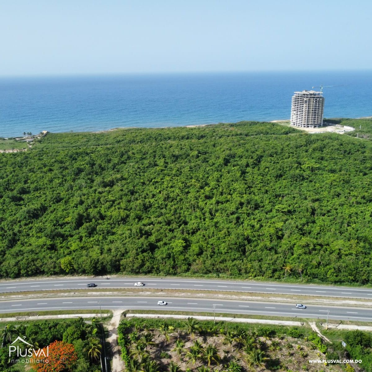Lote exclusivo en Juan Dolio, ideal para desarrollo inmobiliario comercial y/o residencial 291381
