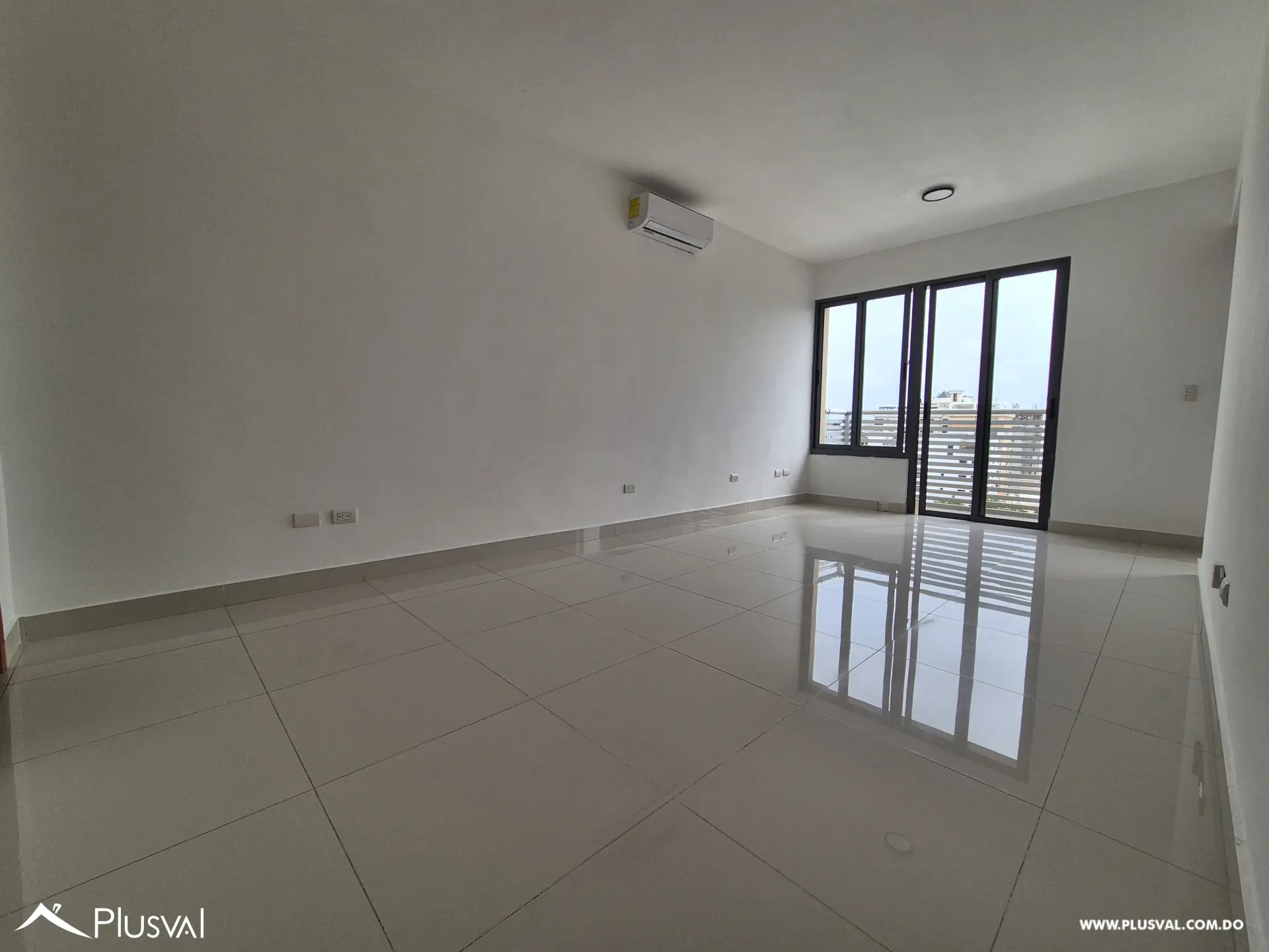 Apartamento en alquiler en Evaristo Morales 521674