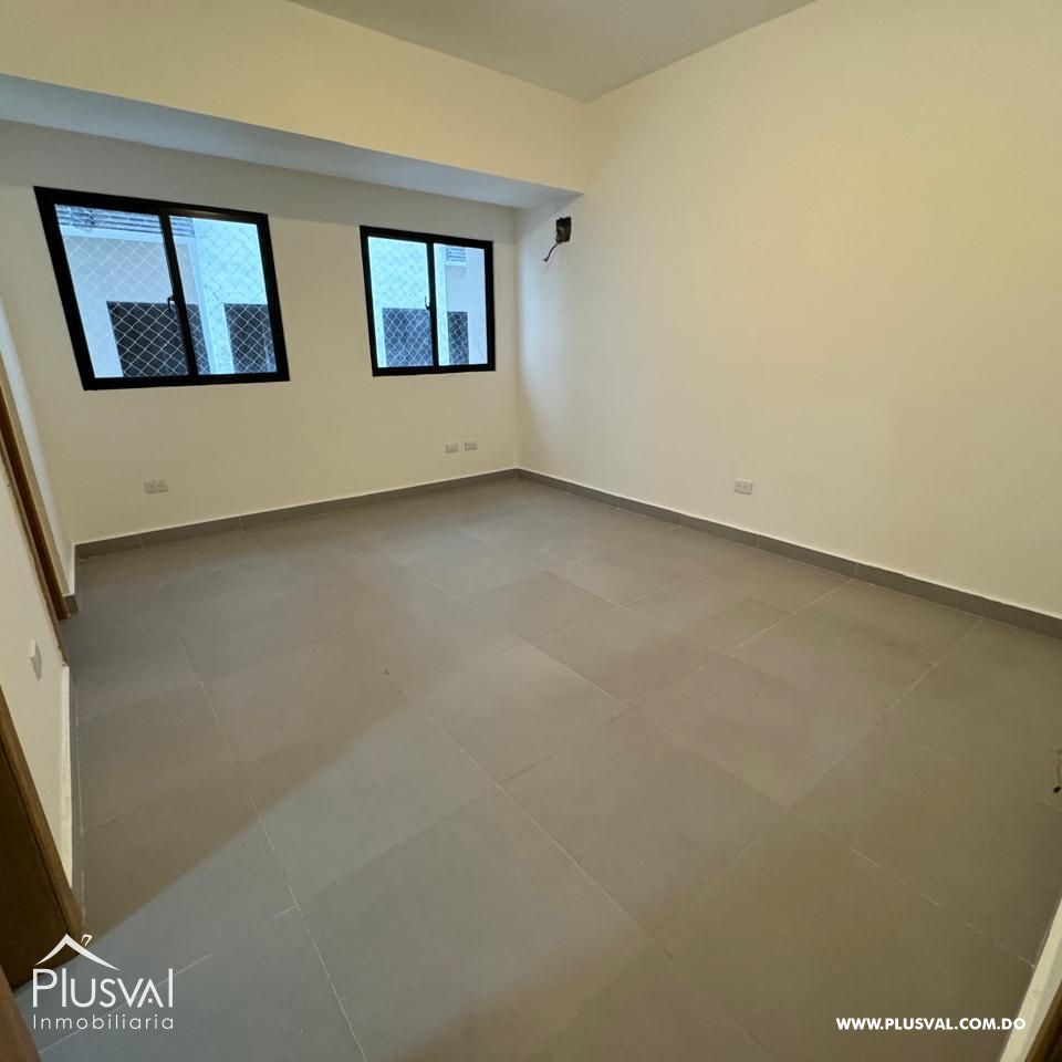 Venta de moderno apartamento en Evaristo Morales 368012