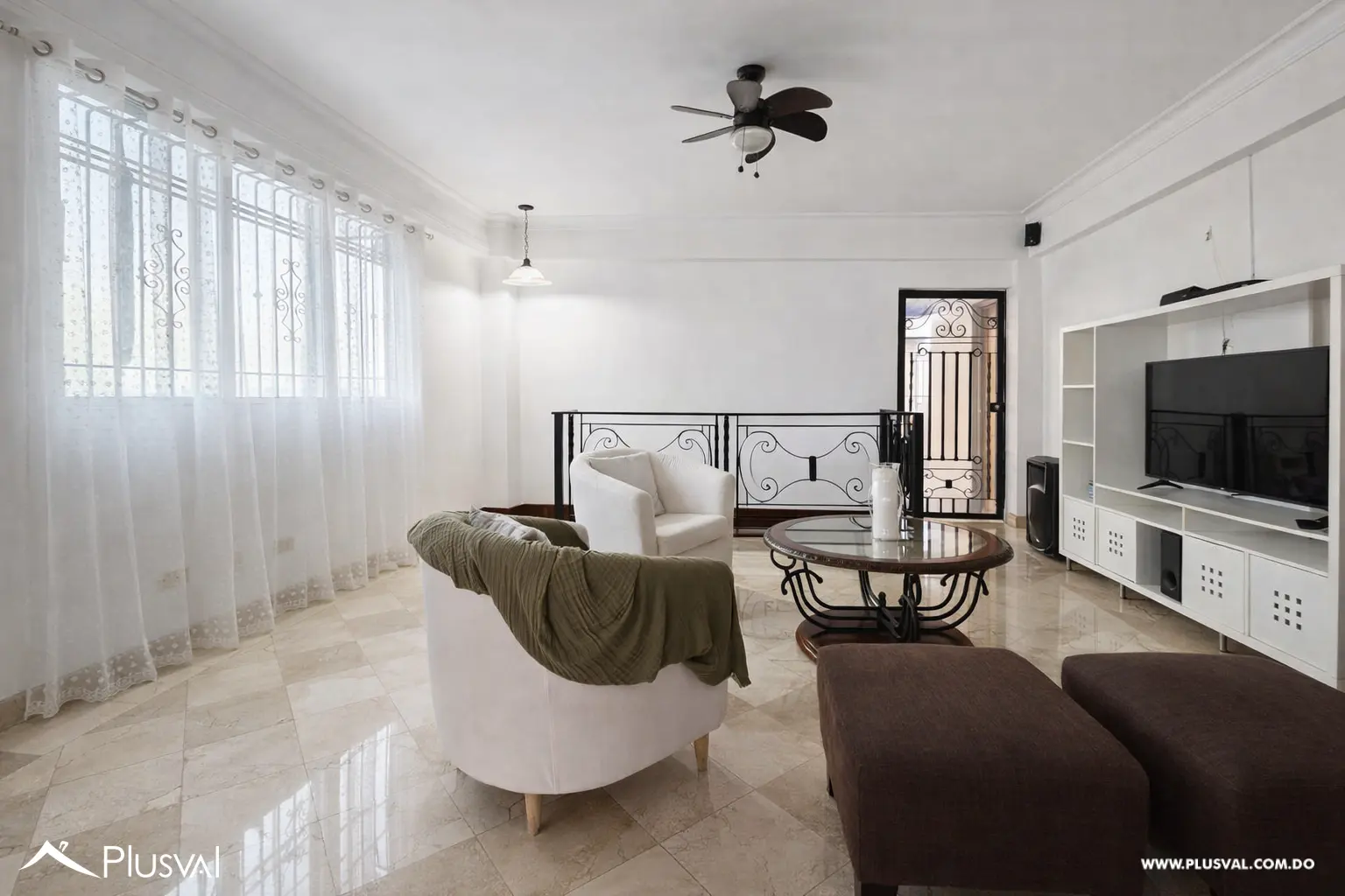Penthouse Clásico en Renacimiento – Doble Terraza y Jacuzzi Privado 516113