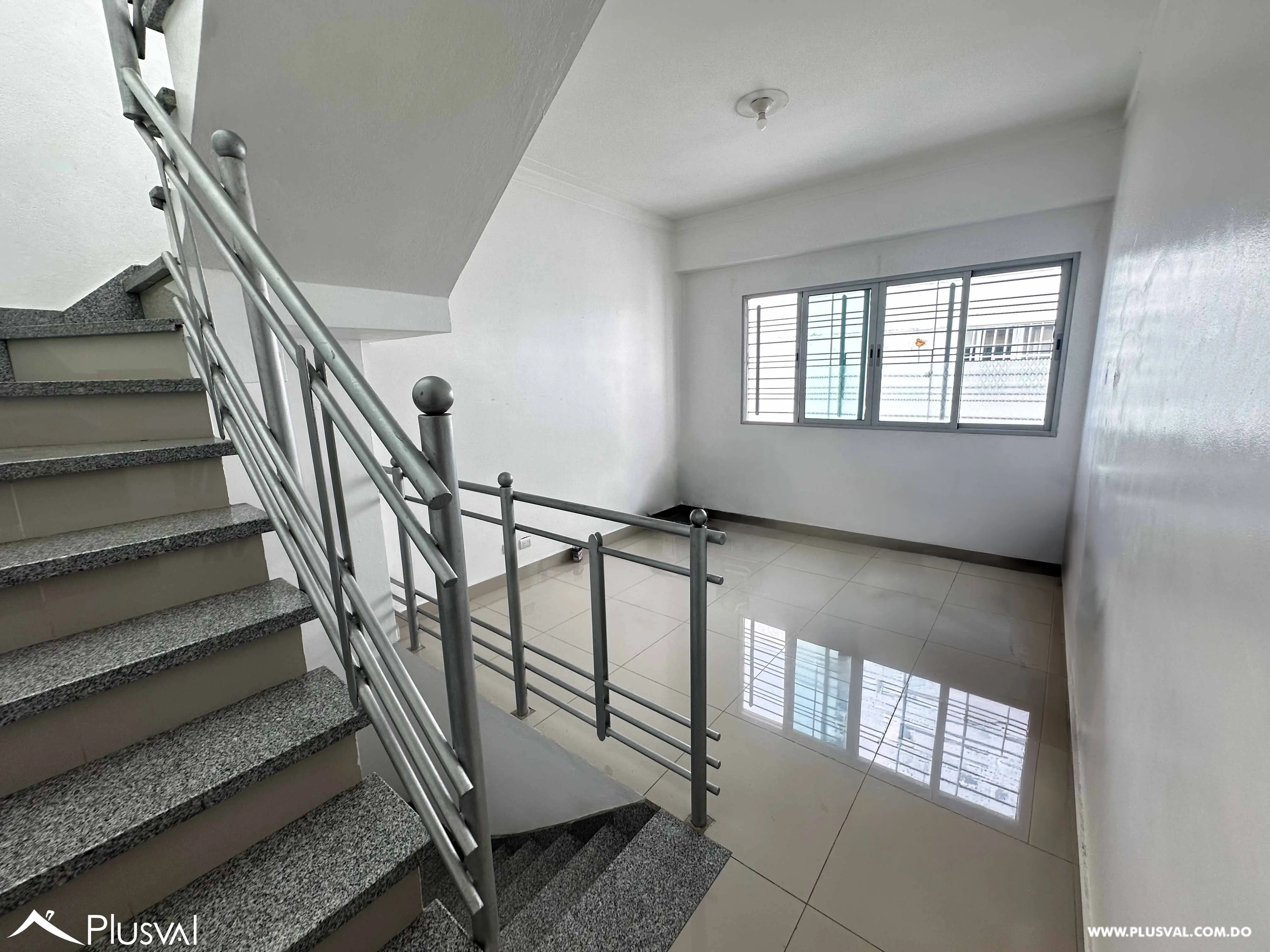 Apartamento de 3 habitaciones en el Millón 521831