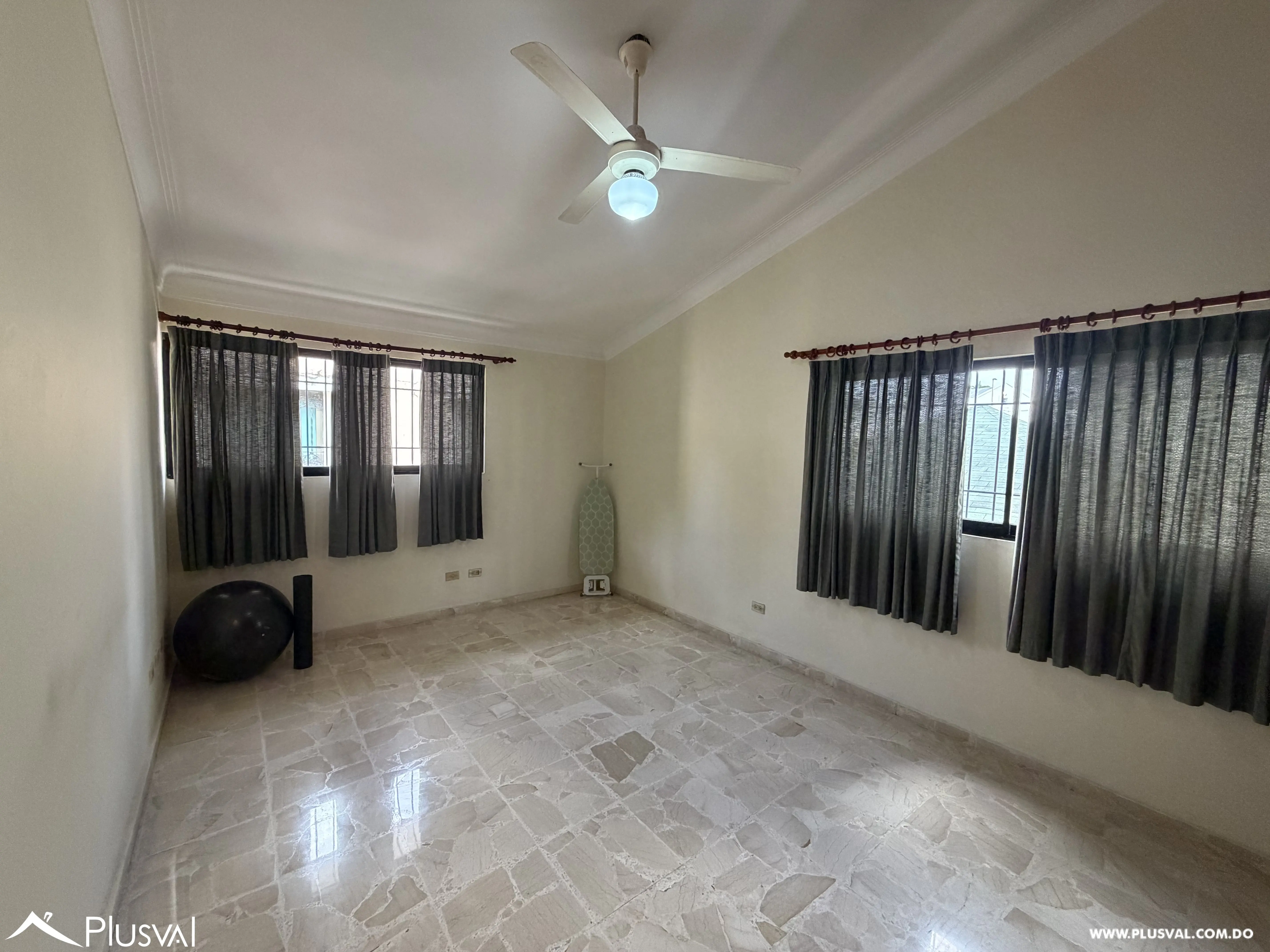 Casa clásica en venta, Las Praderas 523197