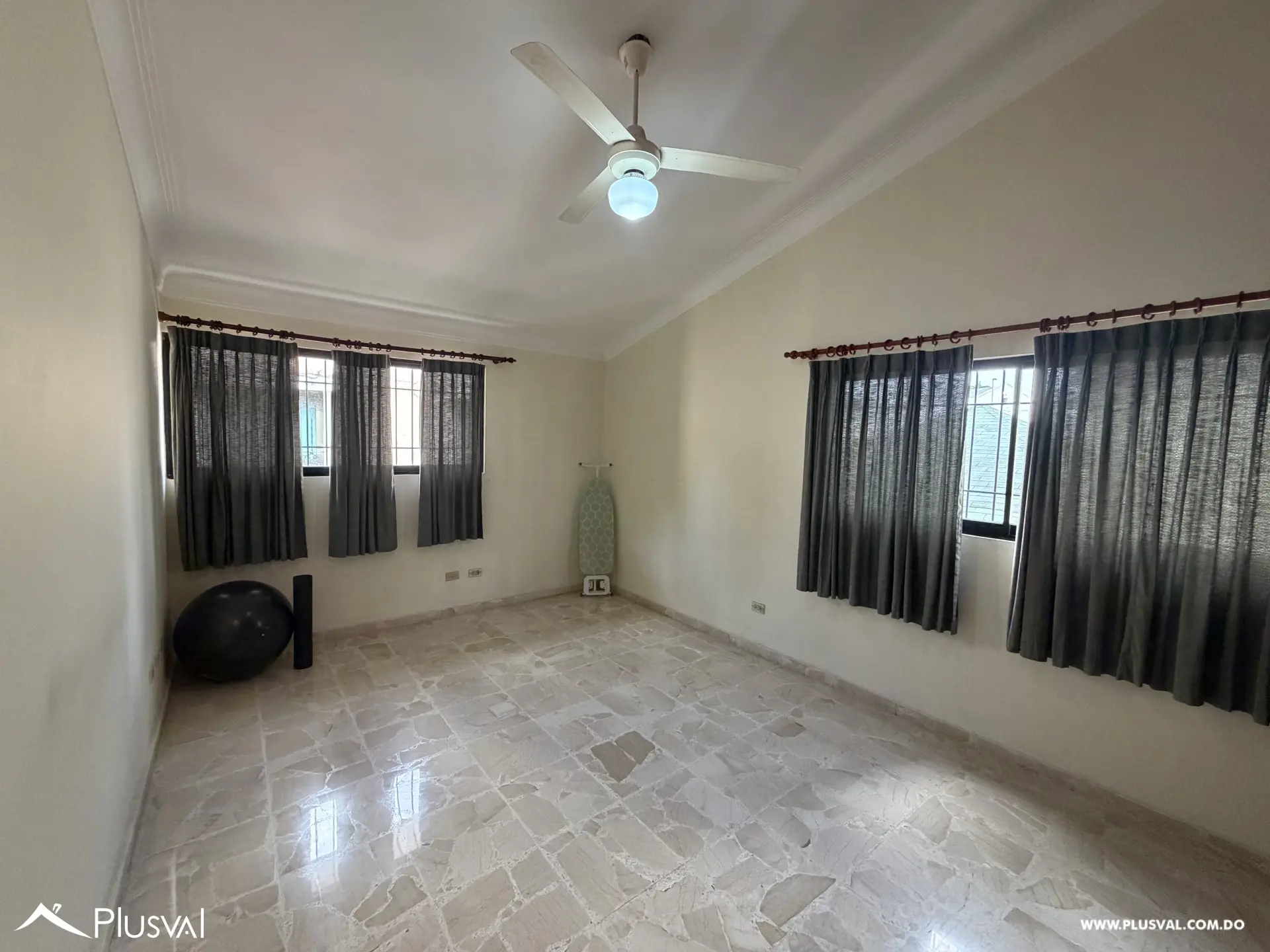 Casa clásica en venta, Las Praderas 523197