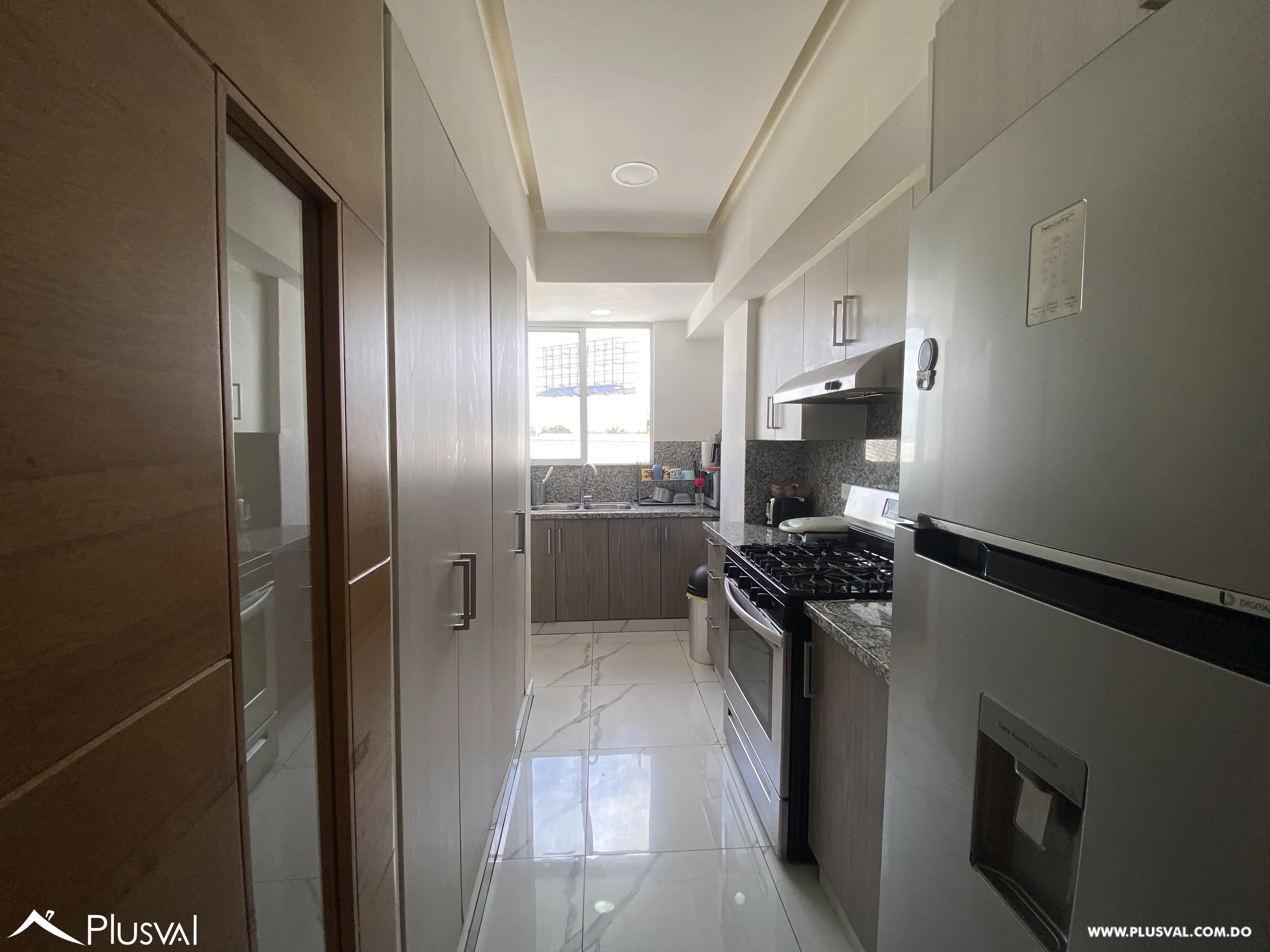 Apartamento de 3 habitaciones en venta en Urbanización Fernández con gimnasio y terraza común 460937