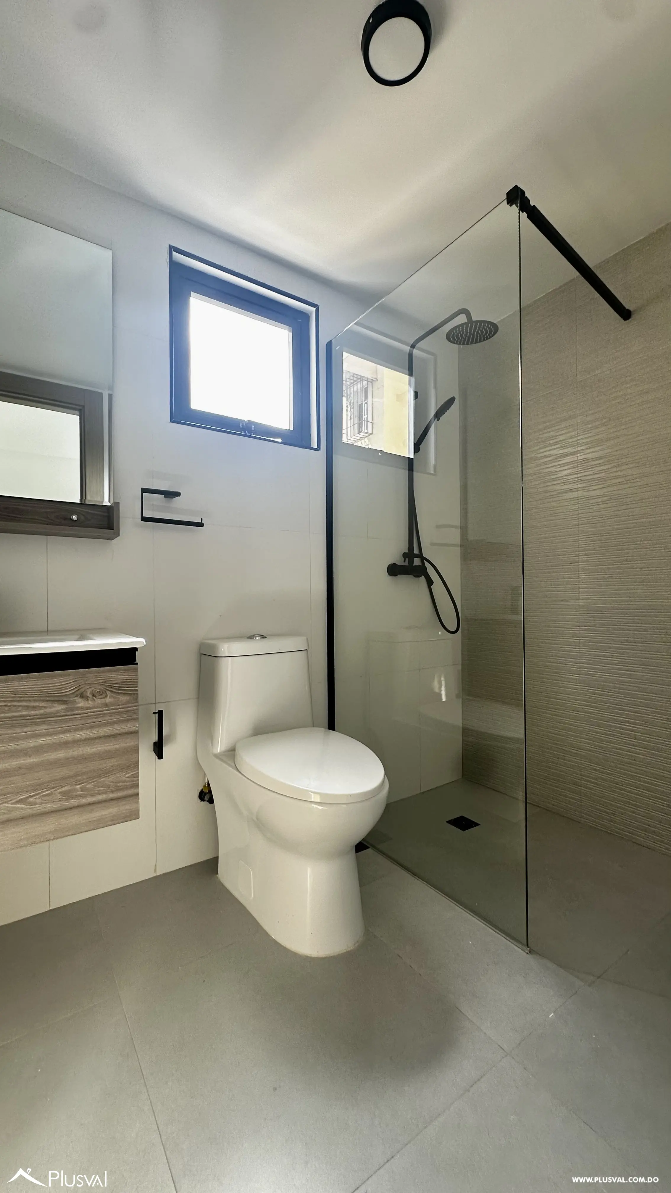 Apartamento en alquiler de 2 habitaciones en Evaristo Morales 497212