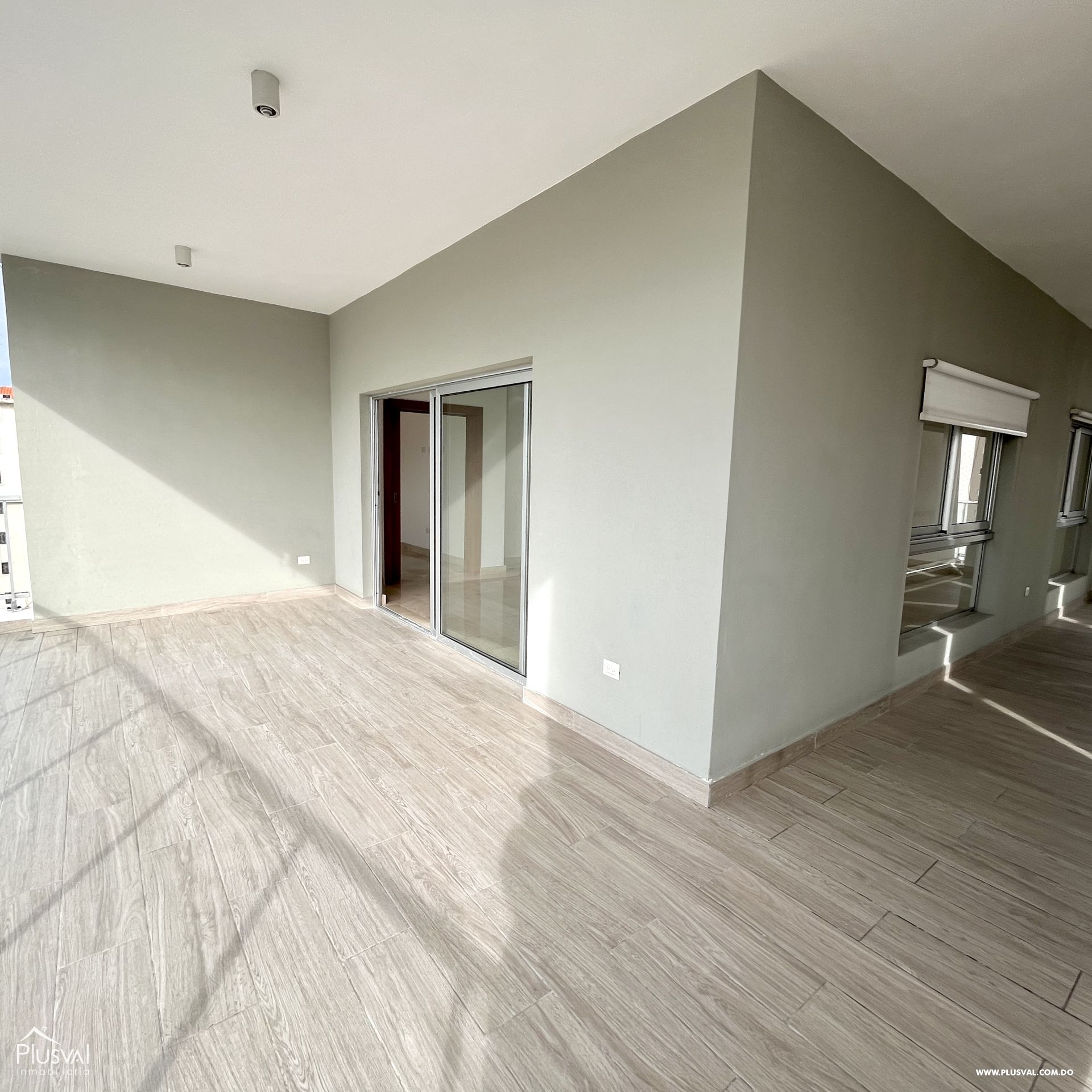 APARTAMENTO EN ALQUILER, NACO 450029