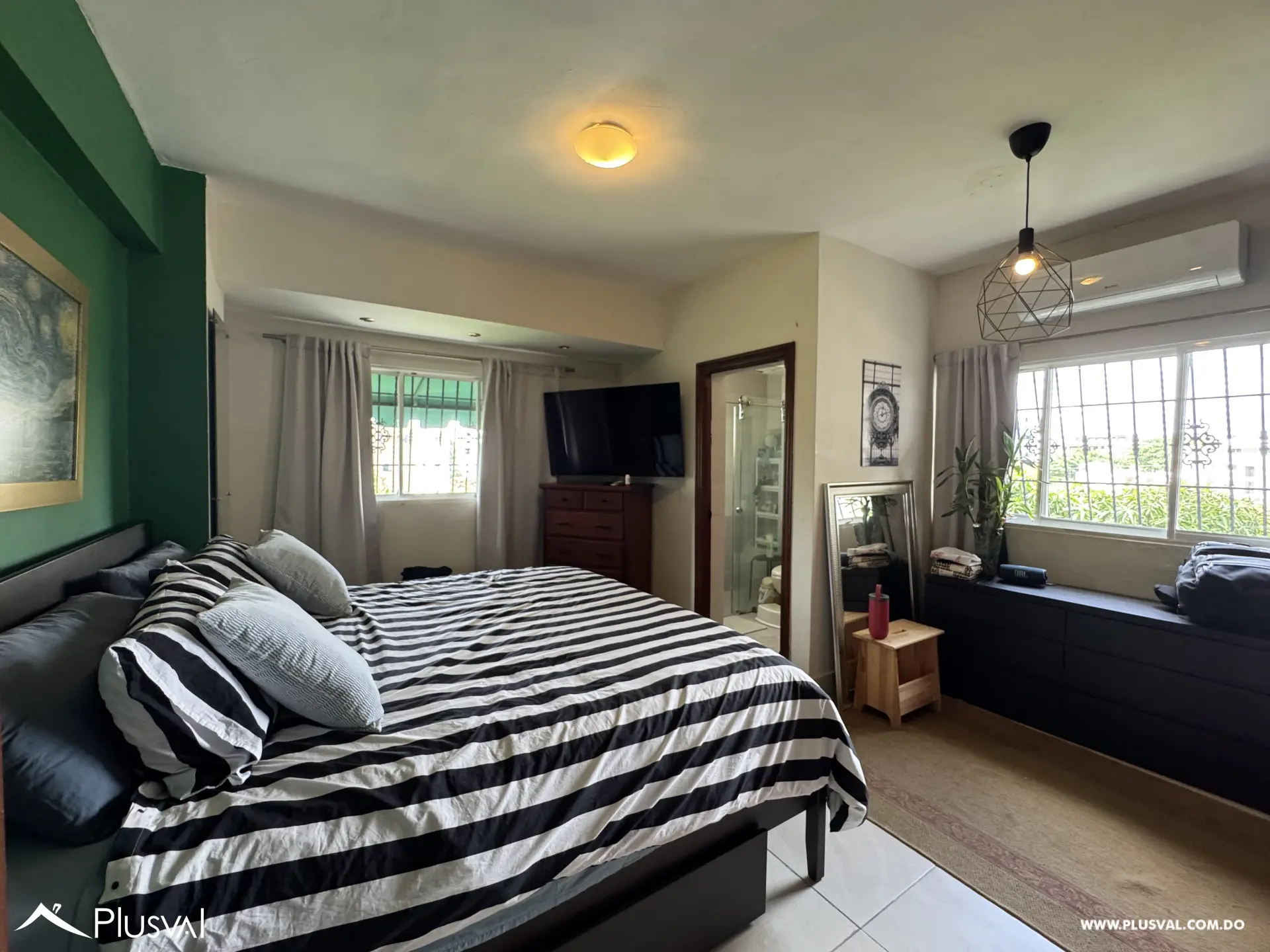 Apartamento en venta en Urbanización Dominicanos Ausentes | 2 habitaciones, 2 parqueos, 103 m² 495511