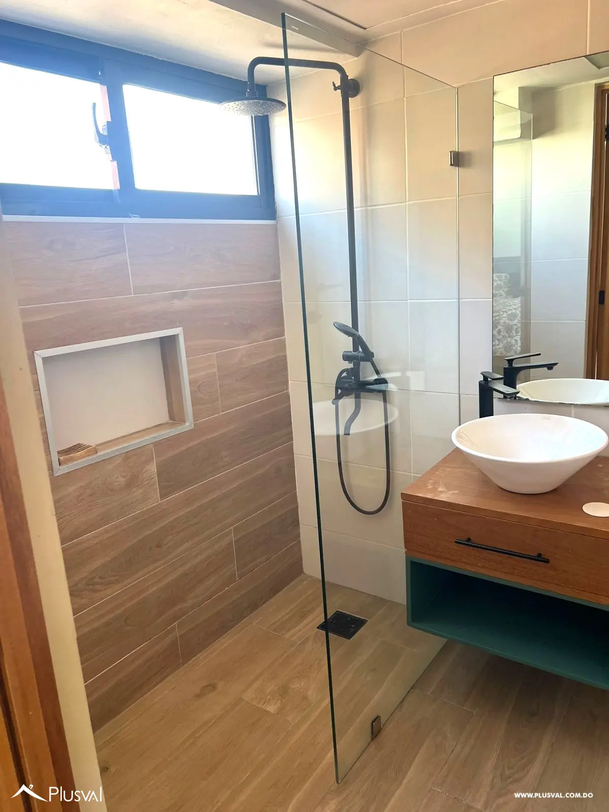 Se alquila apartamento amplio de 3 habitaciones amueblado 502350