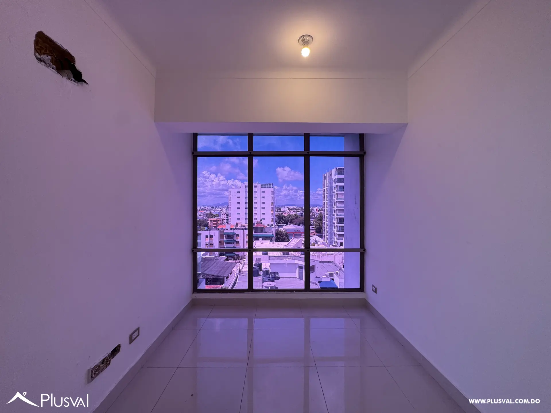 Apartamento en alquiler en torre moderna con vista a la ciudad | 3 habitaciones 530631