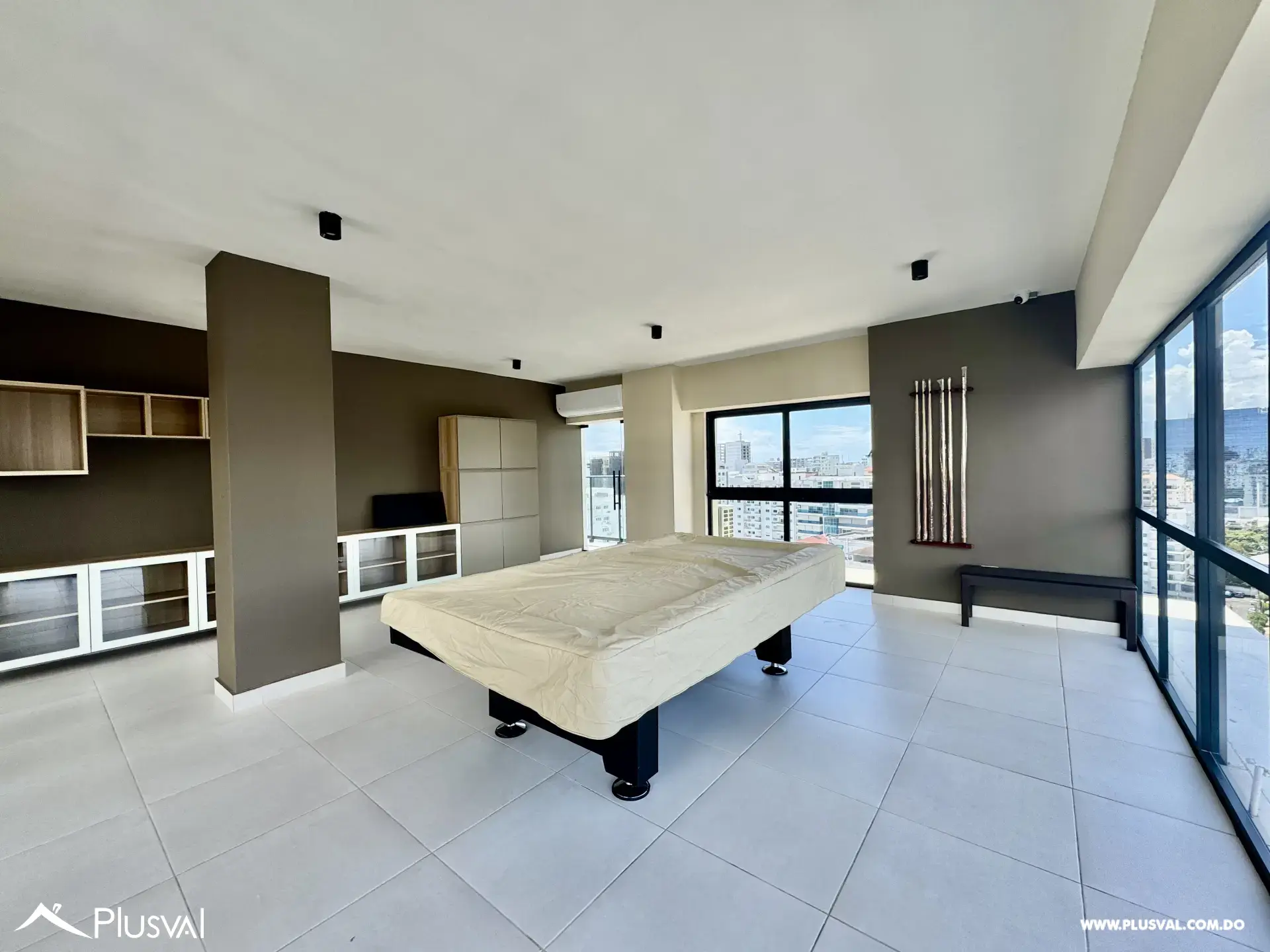 Apartamento en alquiler en Naco 500286