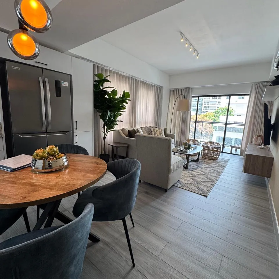 Alquiler de moderno apartamento en  Naco 441829