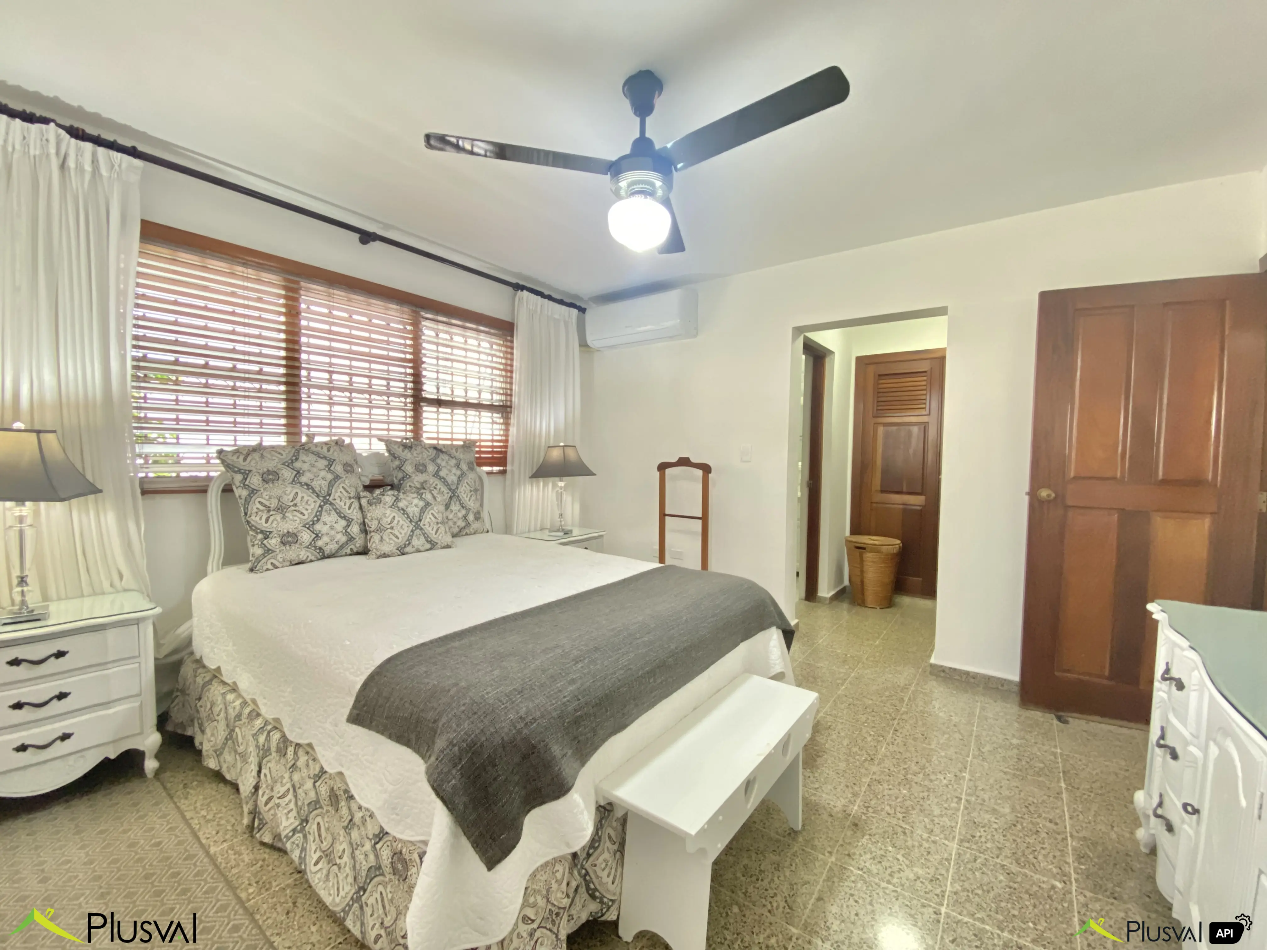 Excelente Apartamento en Alquiler Amueblado 449373