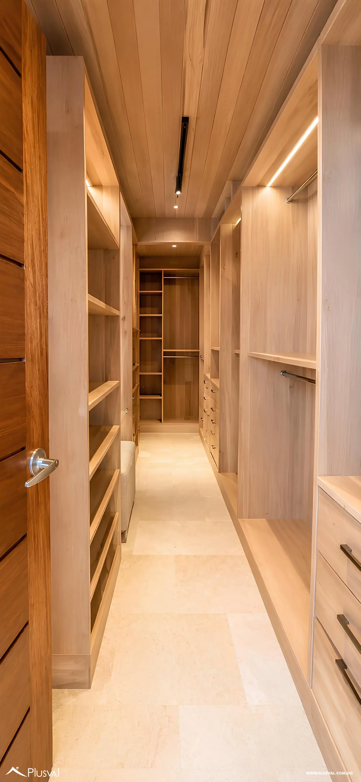 Amplio Apartamento en Venta en Alma Rosa 525418