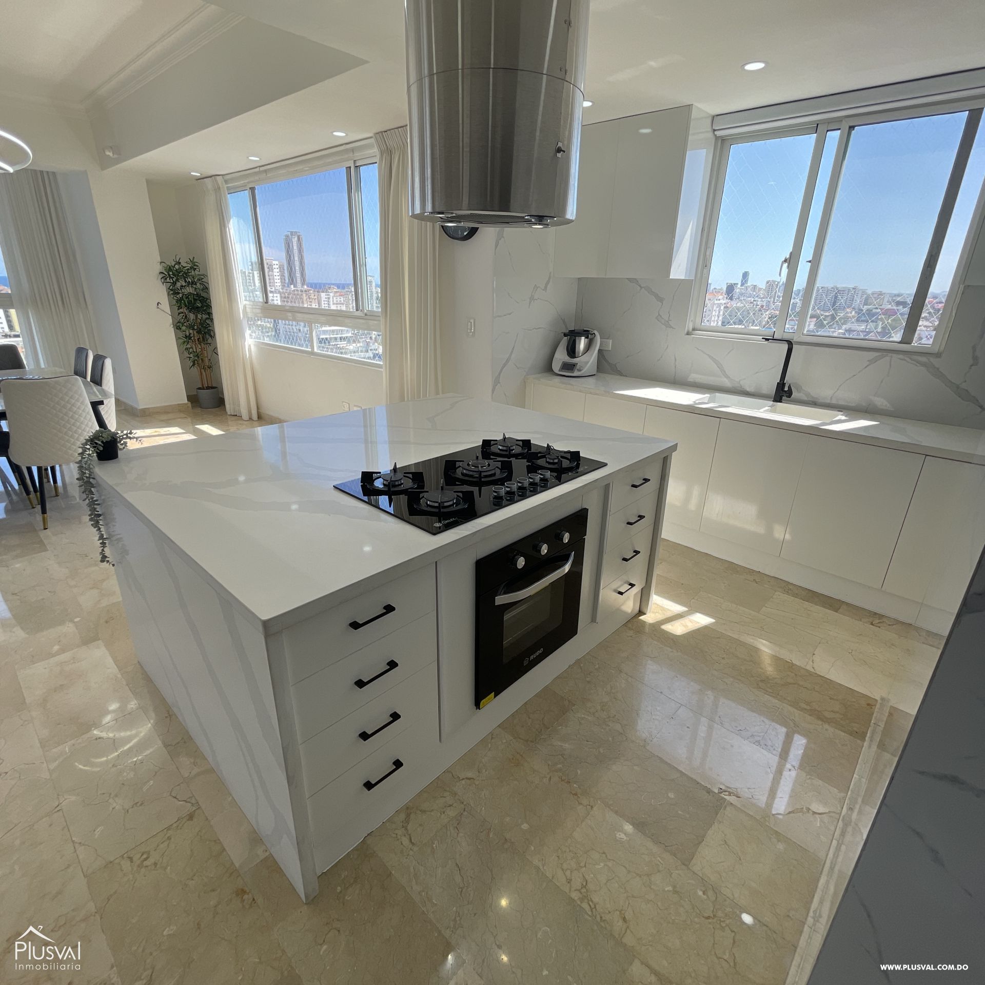 Apartamento tipo PH en Evaristo Morales con excelentes vistas 432864