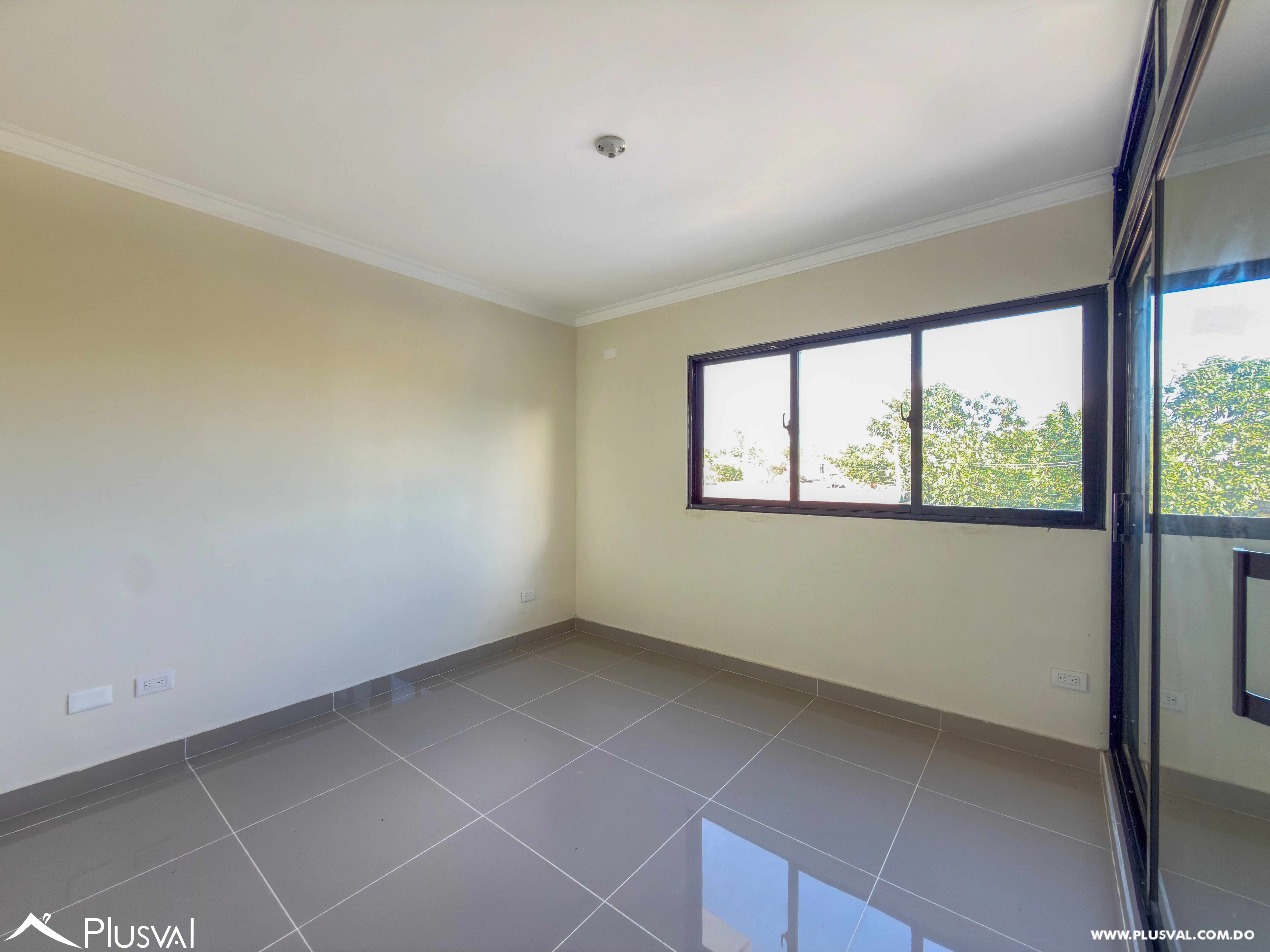 Apartamento en Venta en Santo Domingo Este con 3 Habitaciones + 1 parqueo 476163