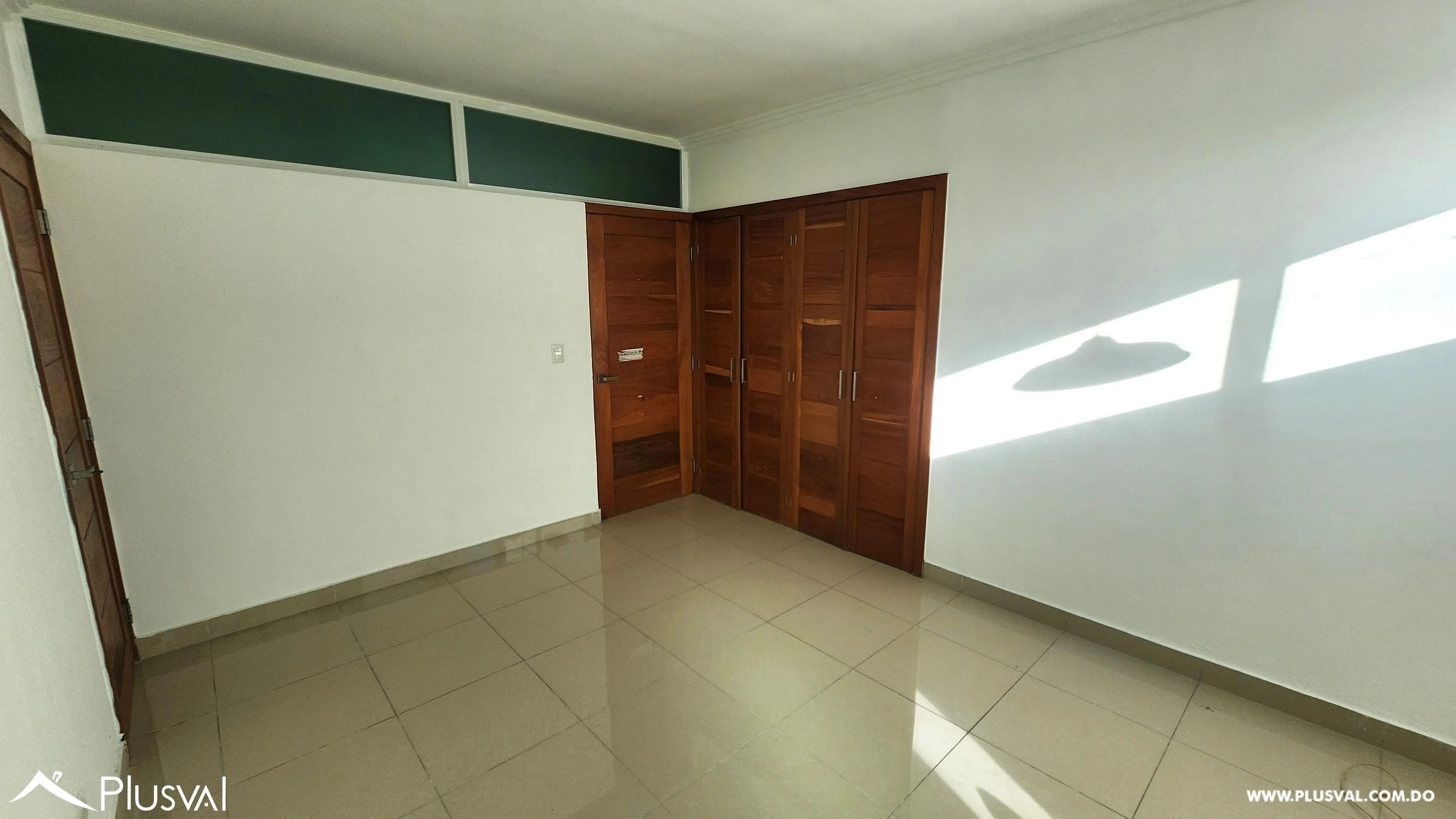 Apartamento en venta, de 3 habitaciones en el  Ens. Paraíso. 507118
