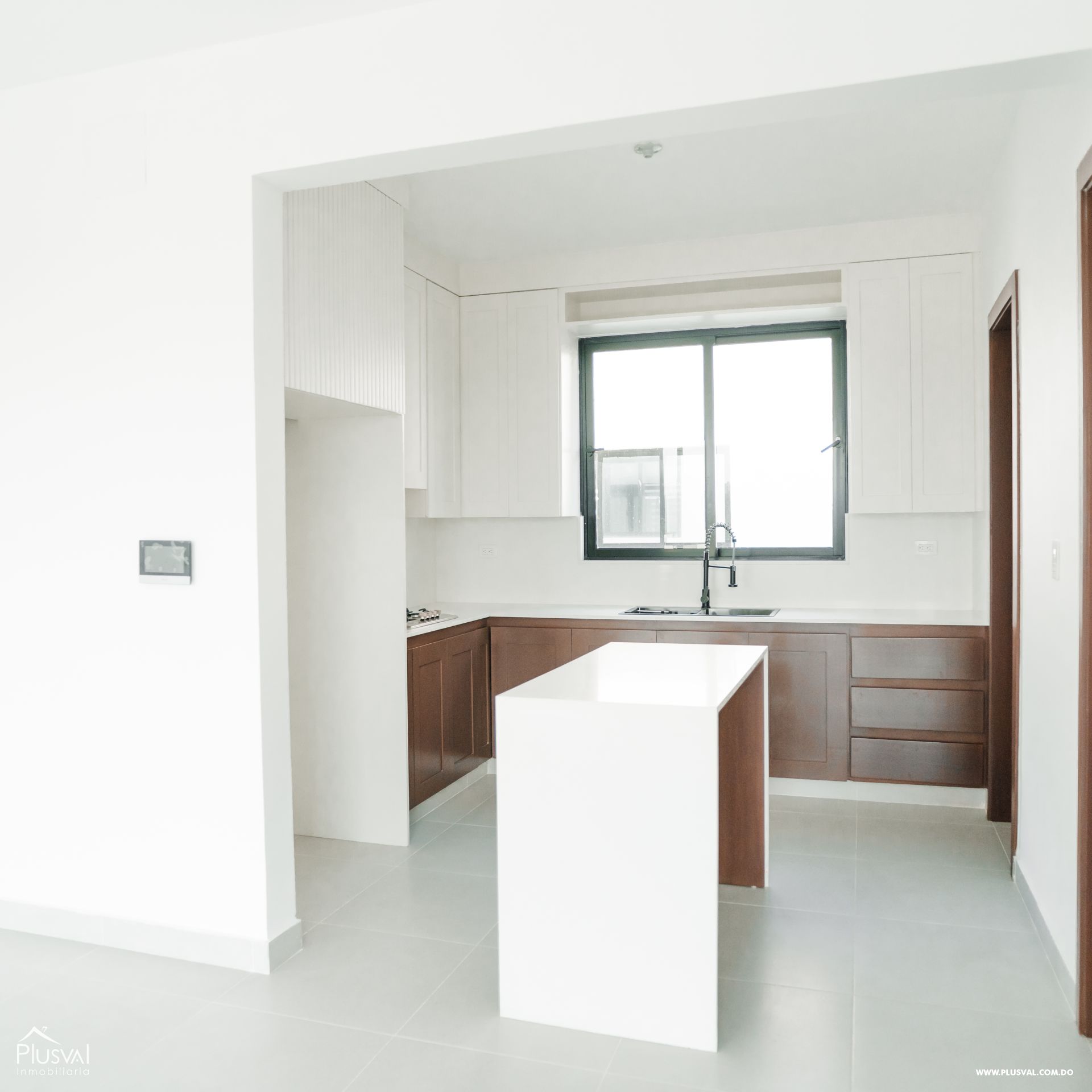 Apartamento ubicado en un 2do nivel en una torre próxima al HOMS 487709