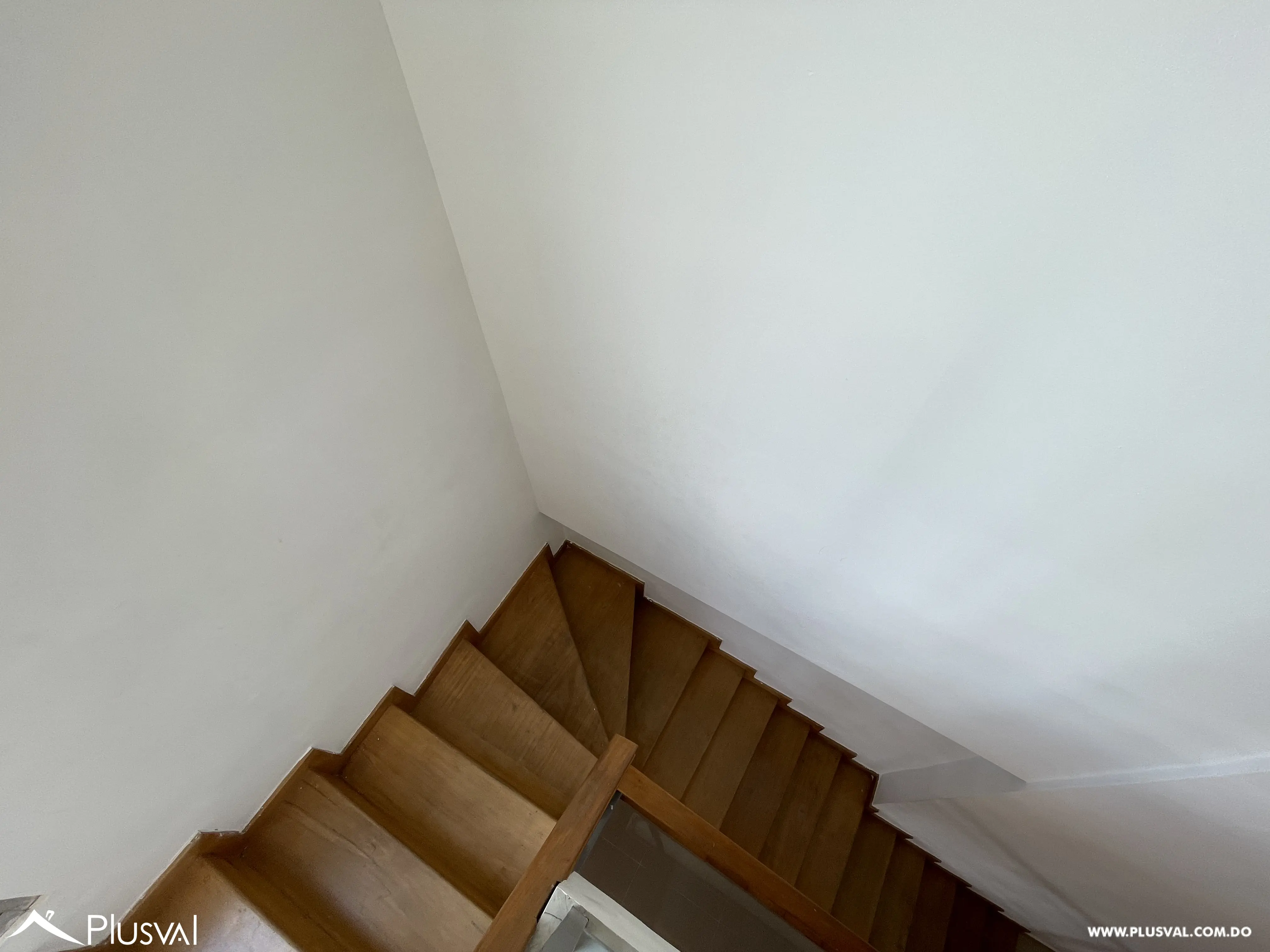 Apartamento Amueblado en Alquiler – Los Prados 456777