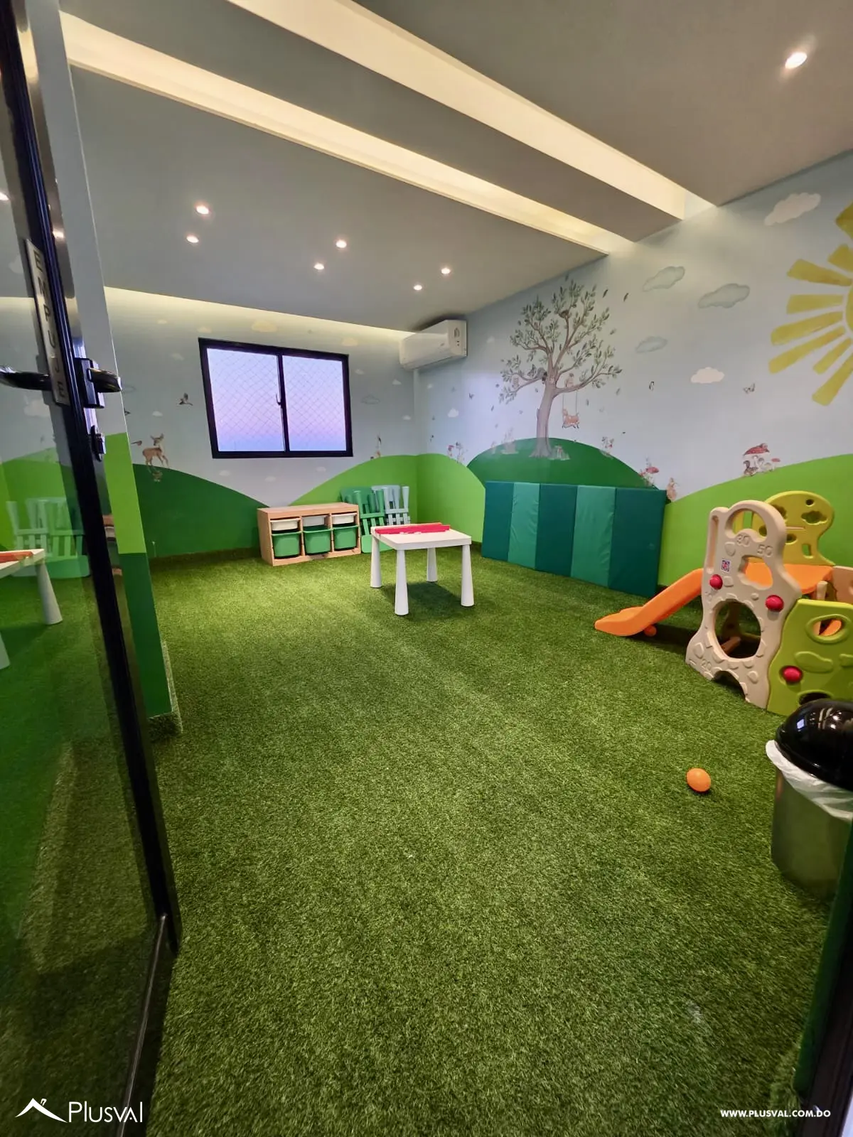 Apartamento a estrenar en Gazcue con Linea Blanca 493620