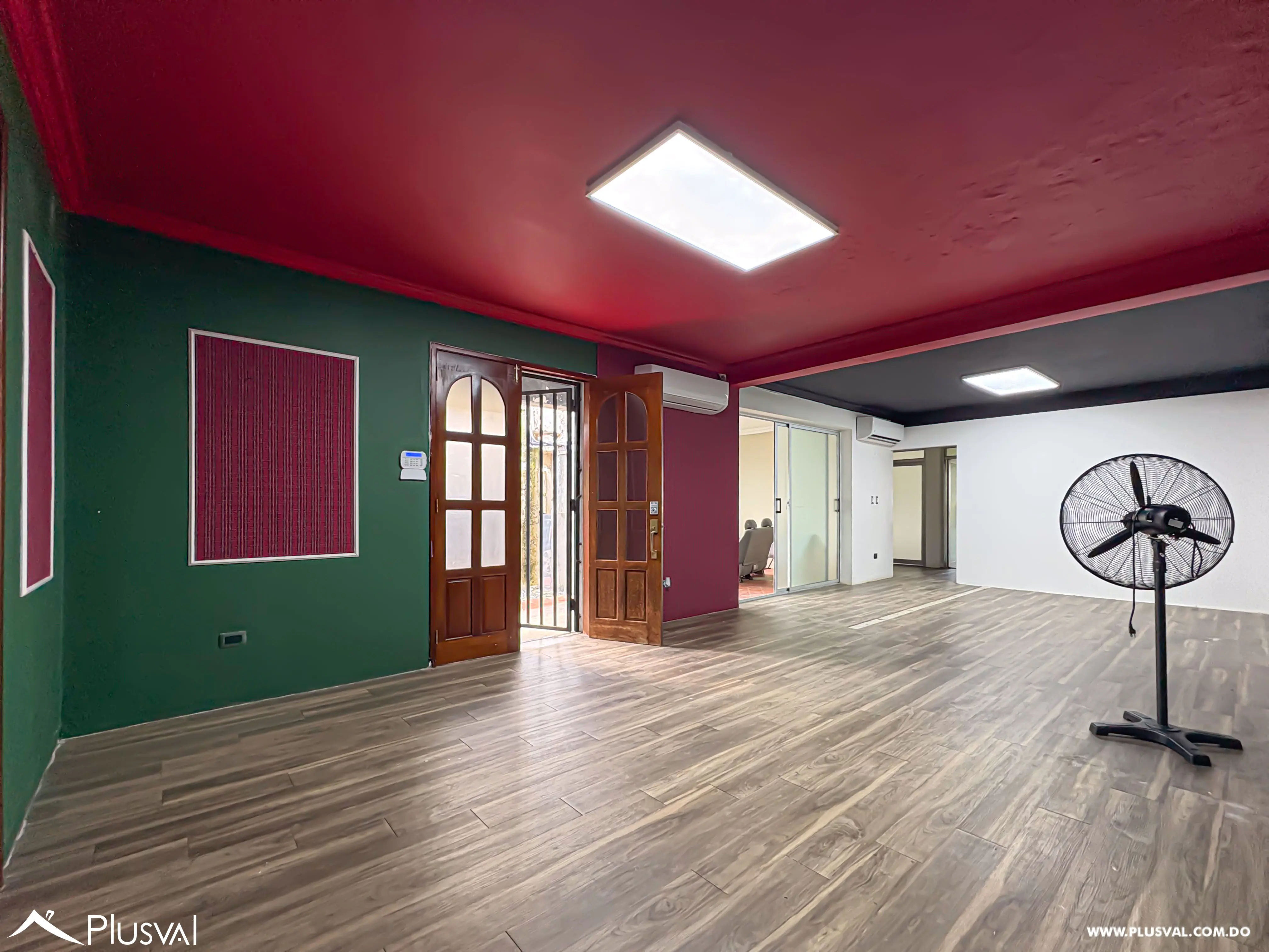 Espacio Comercial con Estudio y Patio en Arroyo Hondo (Primer Piso) 495676