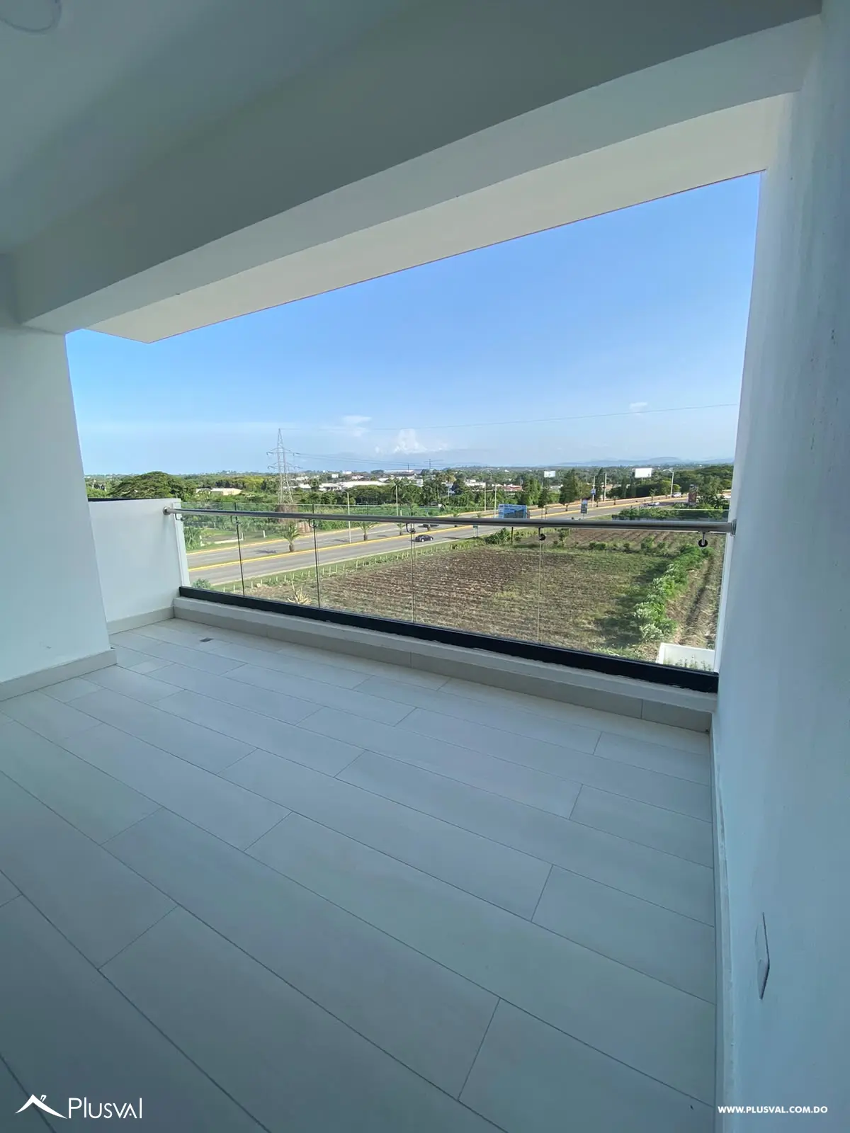 Apartamento en Séptimo Nivel en Residencial con Piscina, Áreas Sociales y Fácil Acceso al Aeropuerto del Cibao 529608