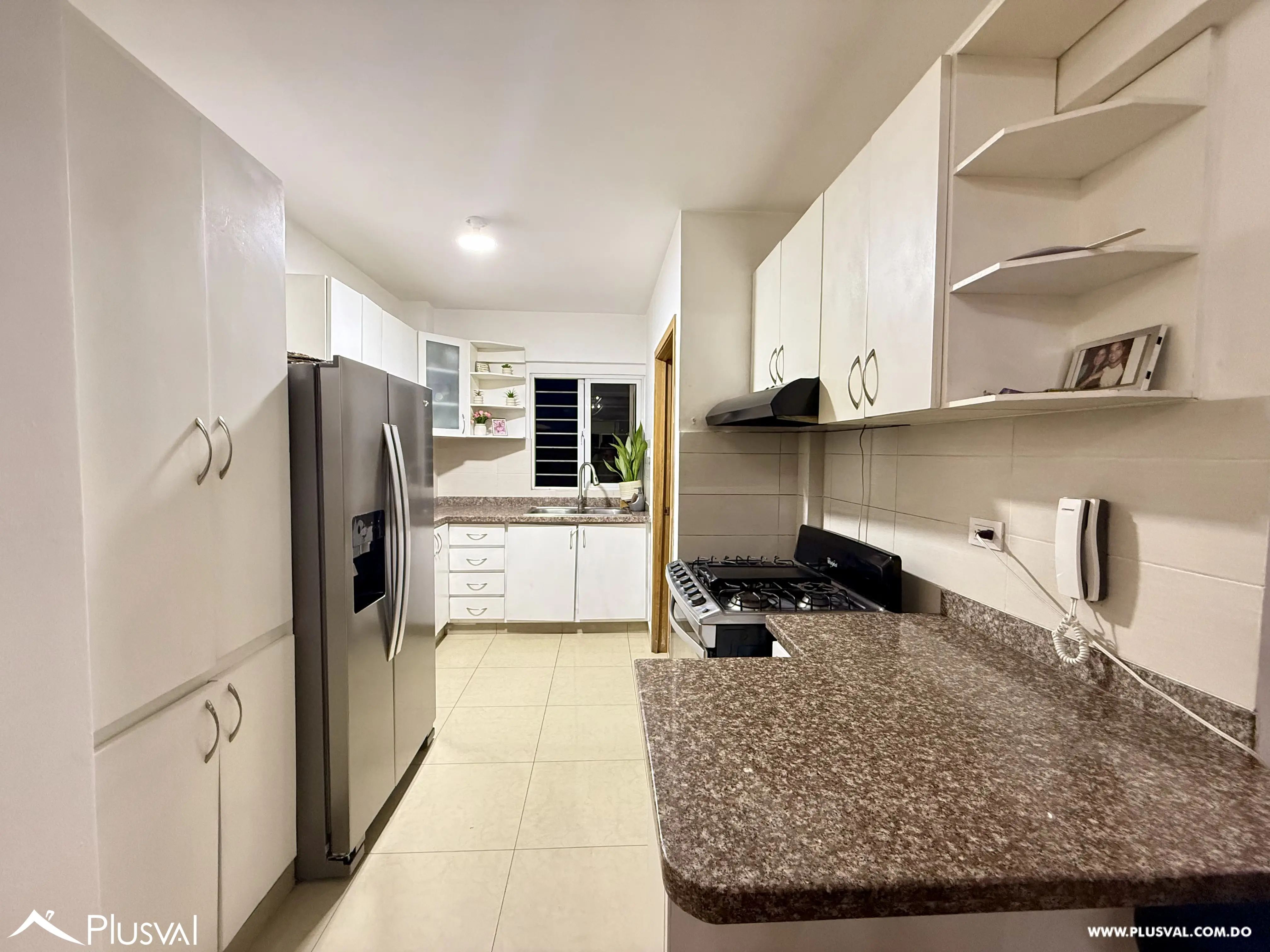 Amplio y comodo apartamento tipo PH 458808