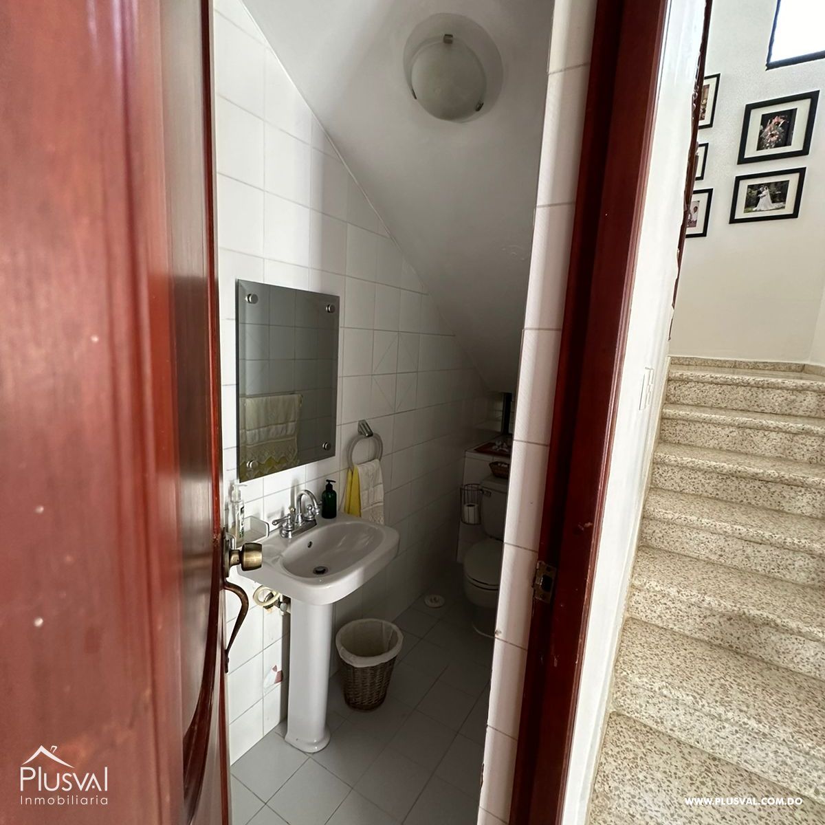 Oportunidad Única: Hermosa Casa en Urbanización Casilda 398301