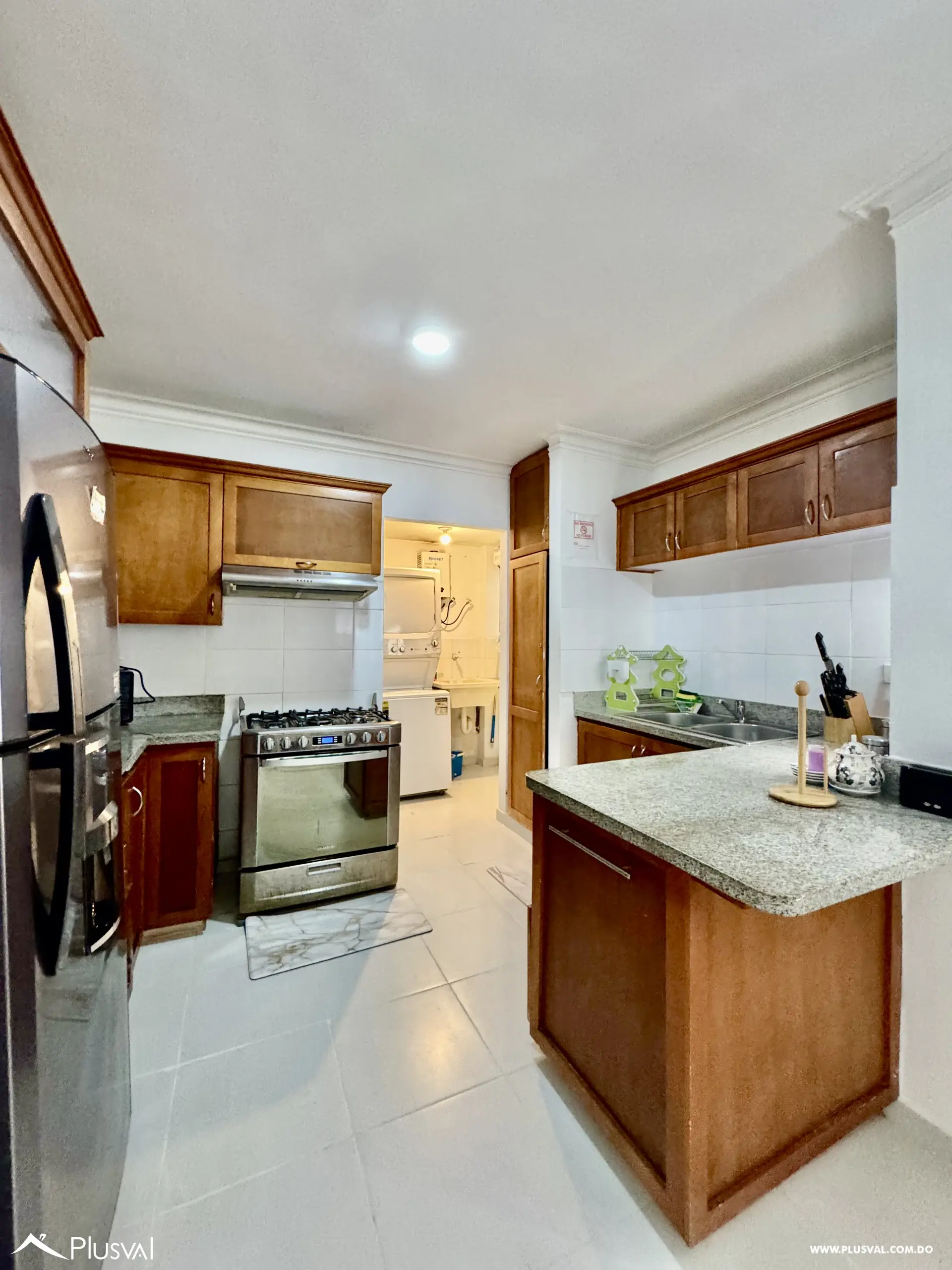Alquilo Excelente Apto. Amueblado con Hermosa Vista y buena  Distribucion 527602