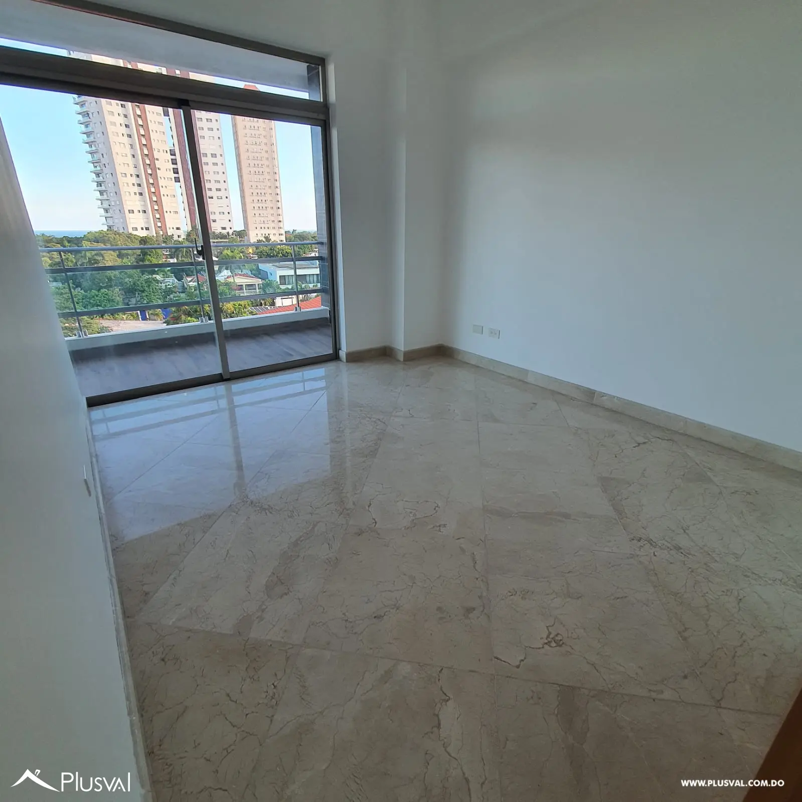 Alquiler de fino apartamento en Cacicazgos 459048