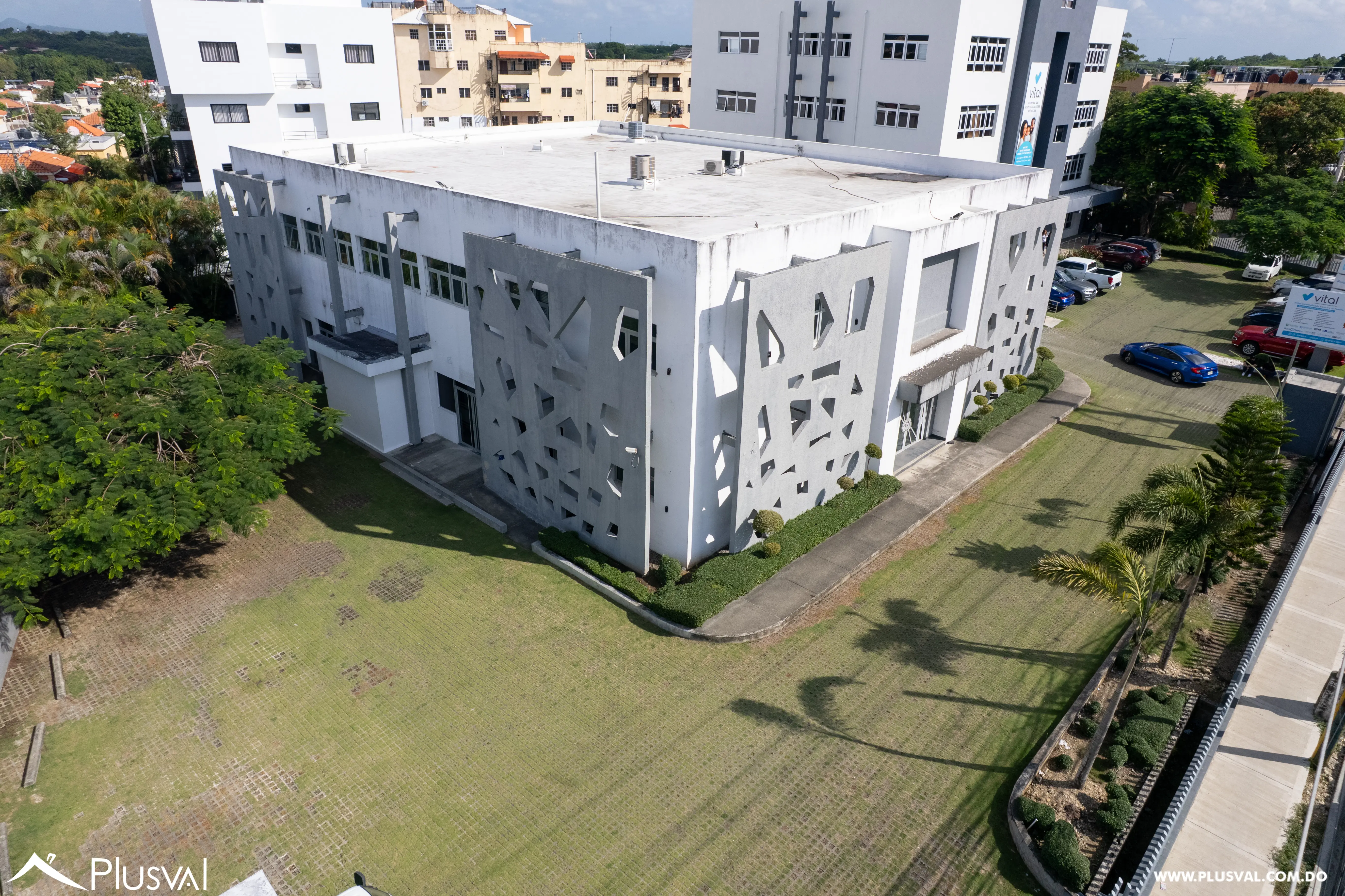 Edificio Comercial En Alquiler 491359