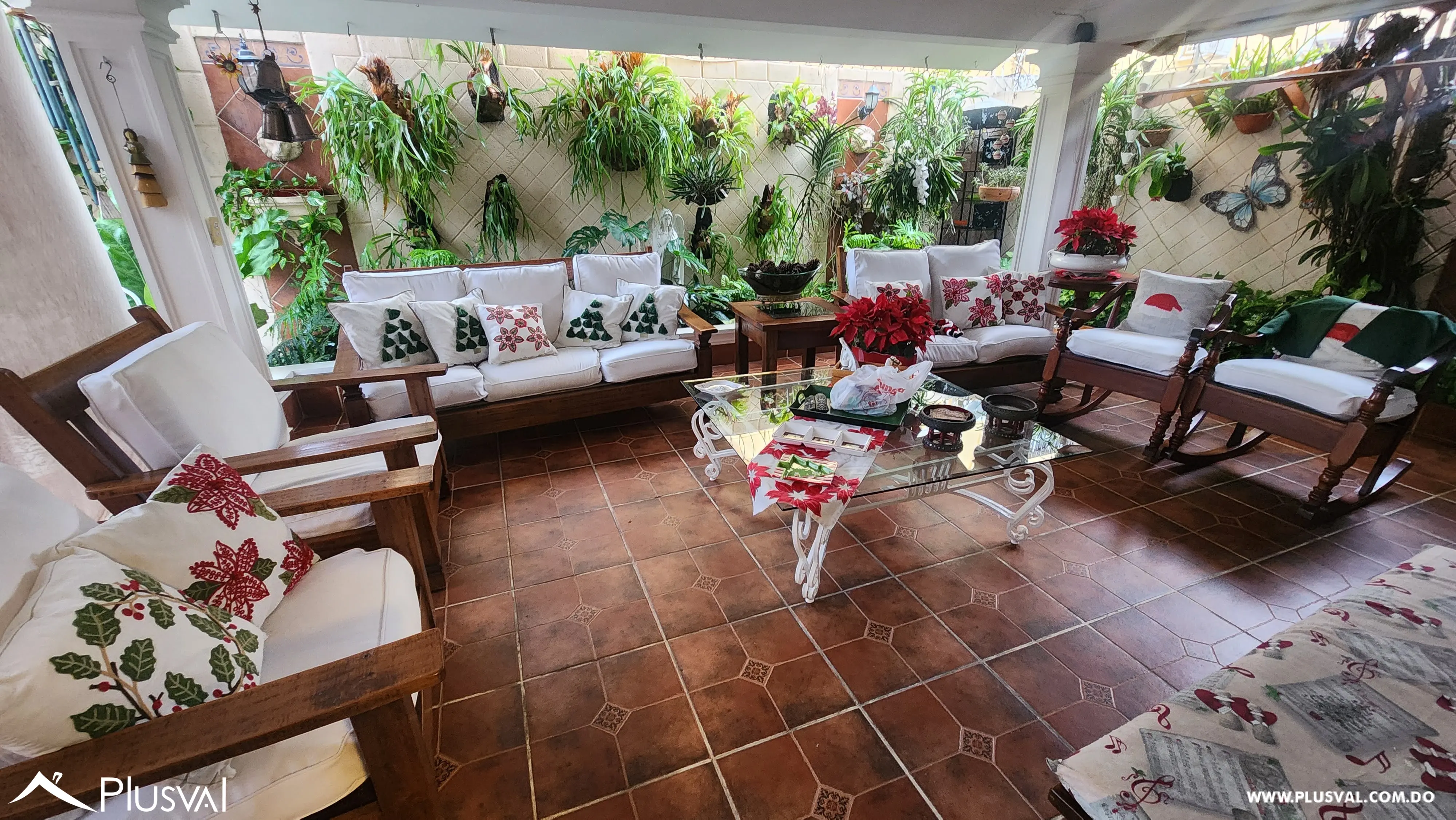 Se vende amplia casa en Los Restauradores 475456