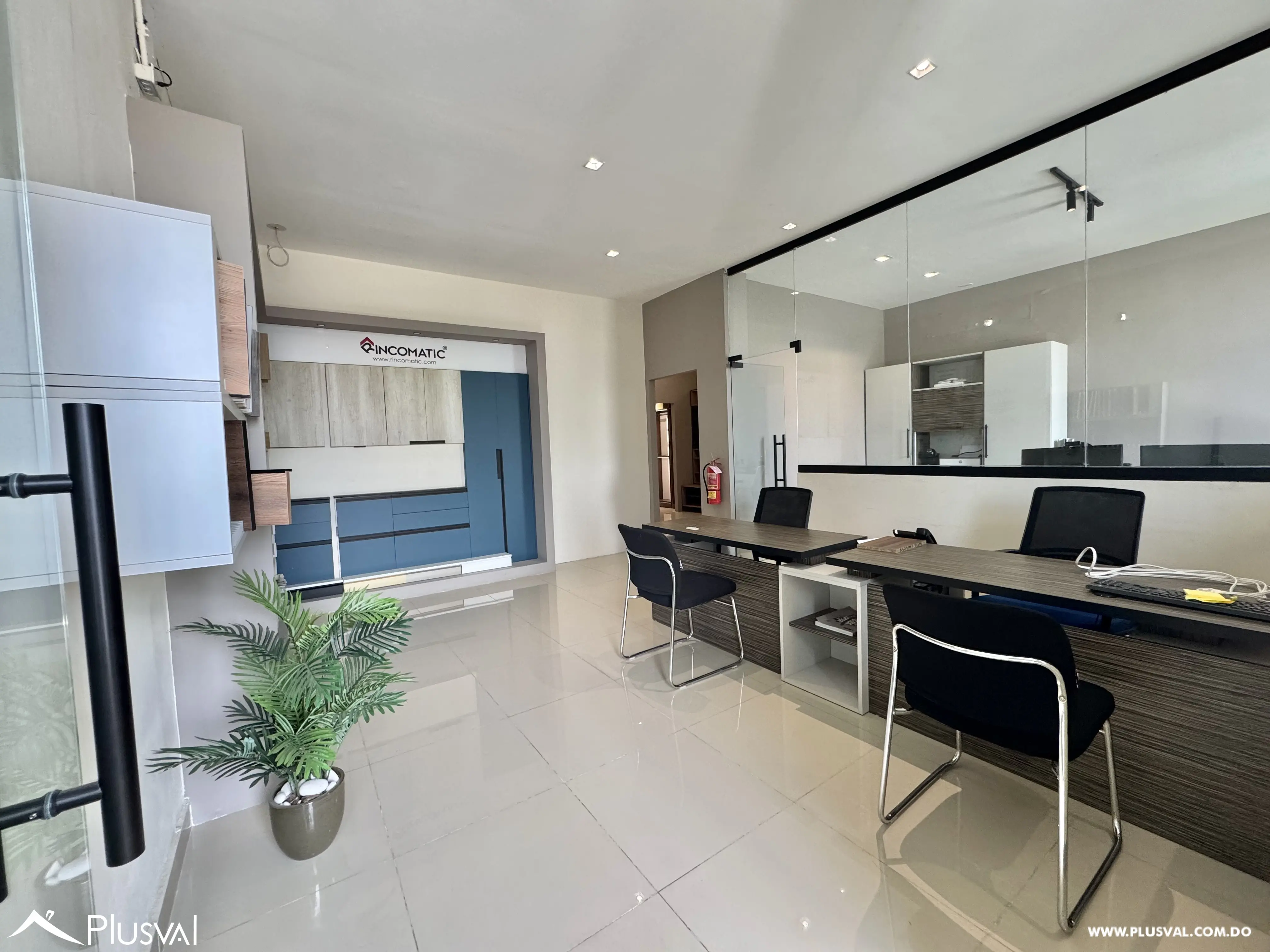 Alquilo Excelente Nave de 800 mt2 en La Zona Industrial de Herrera 482738