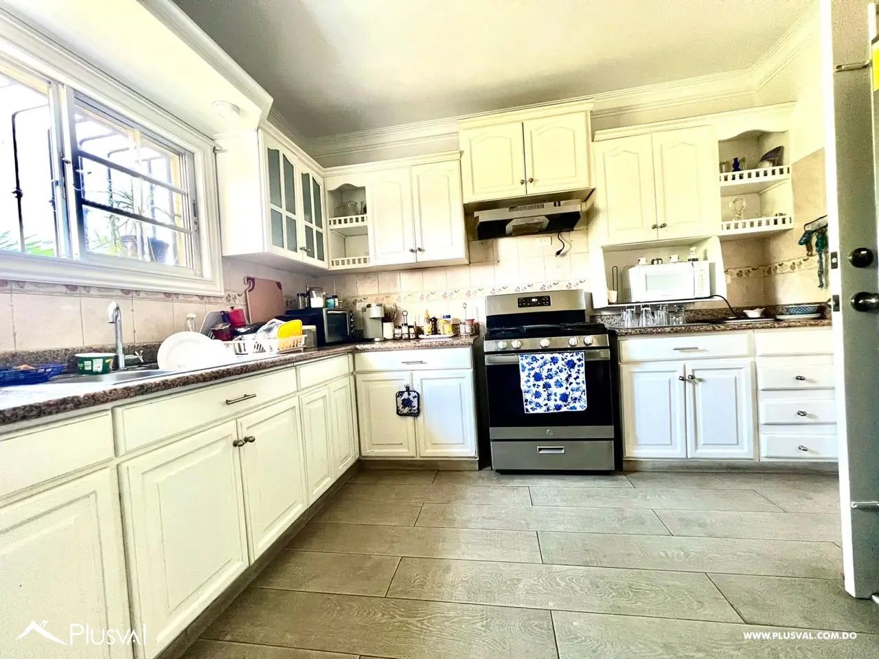 Amplio apartamento en la mejor zona de Bella Vista. 522283
